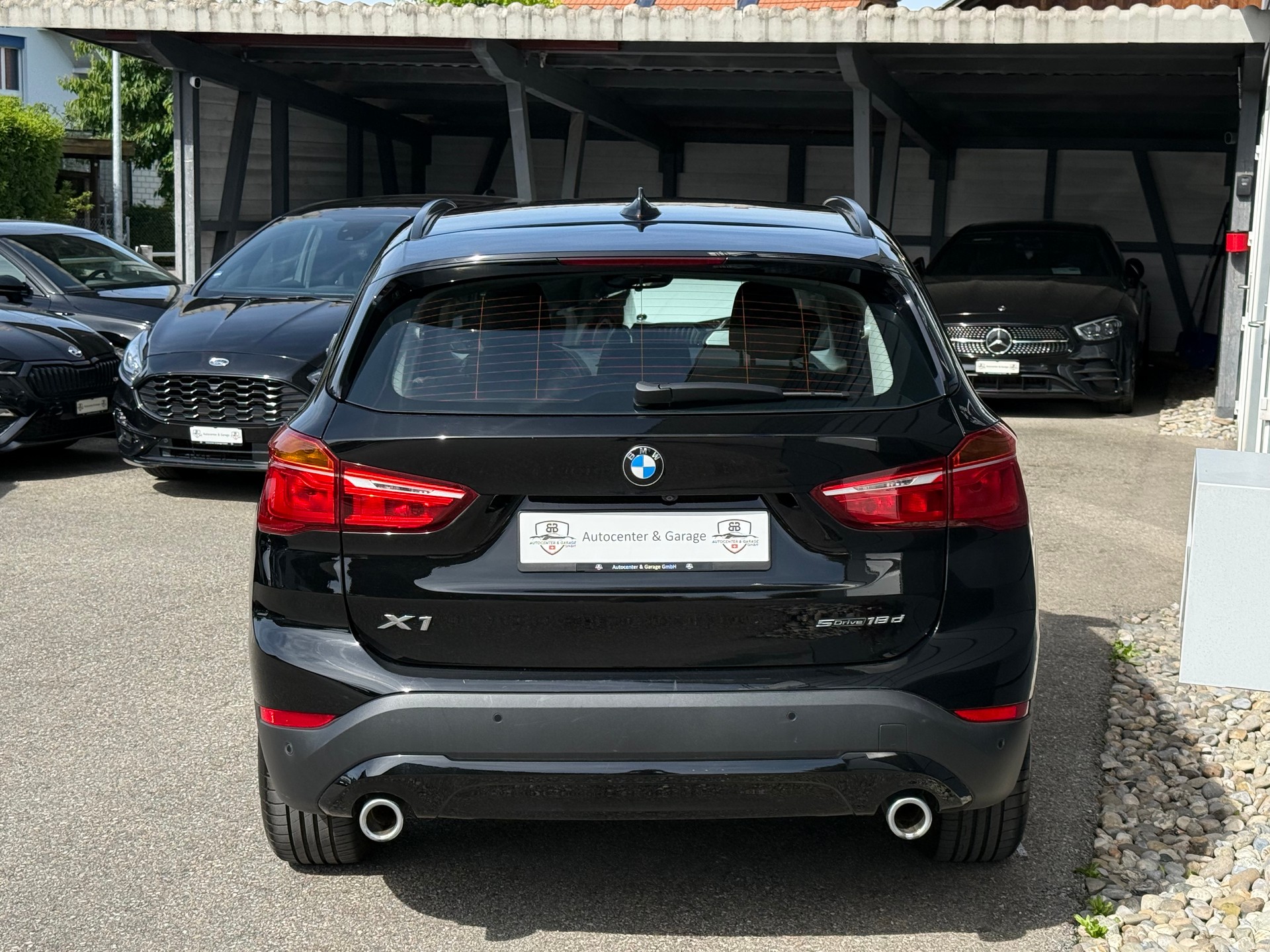 BMW X1 sDrive 18d Essential Edition Steptronic-image-6
