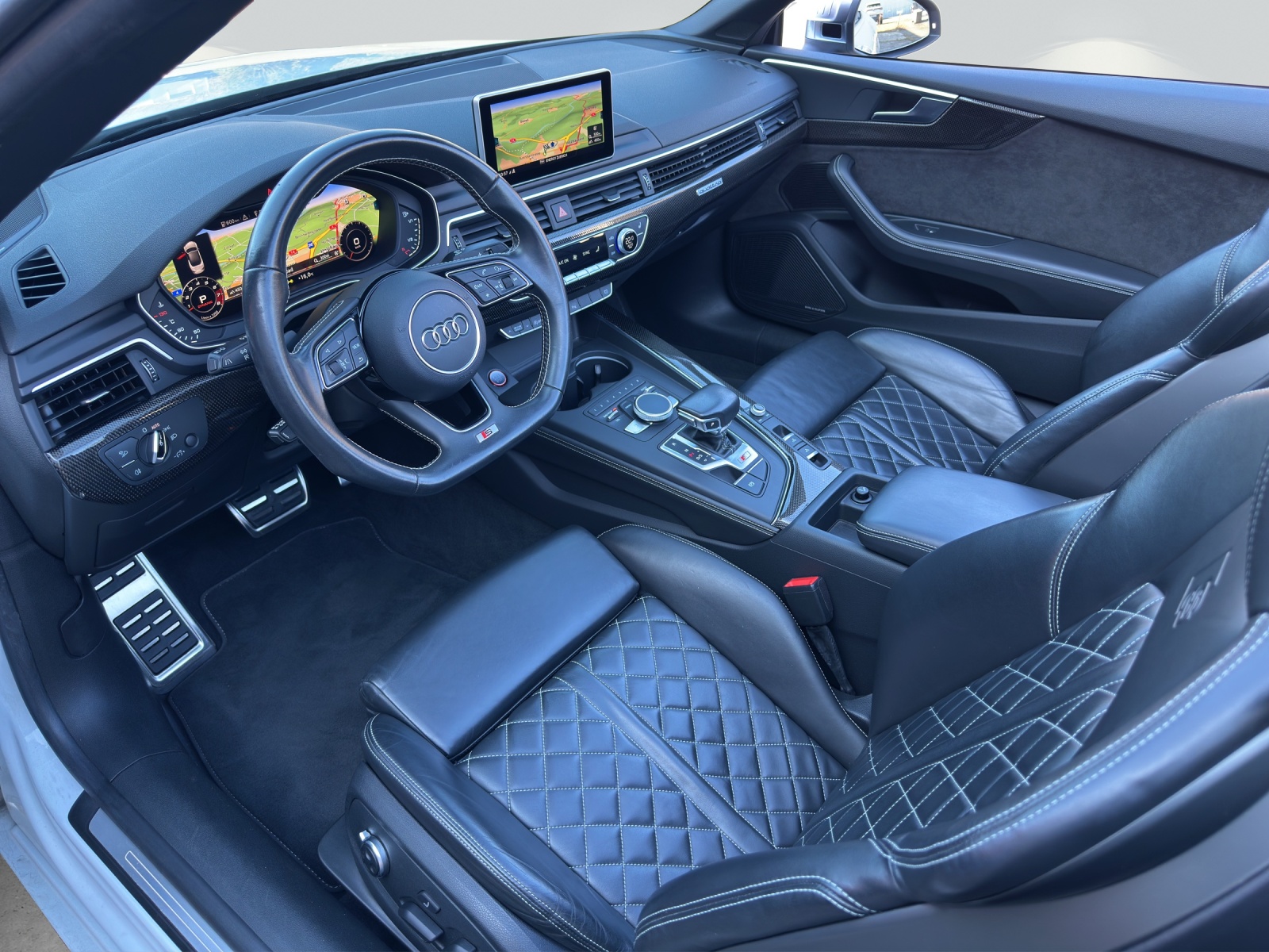 AUDI S5 Cabriolet 3.0 TFSI quattro tiptronic-image-4