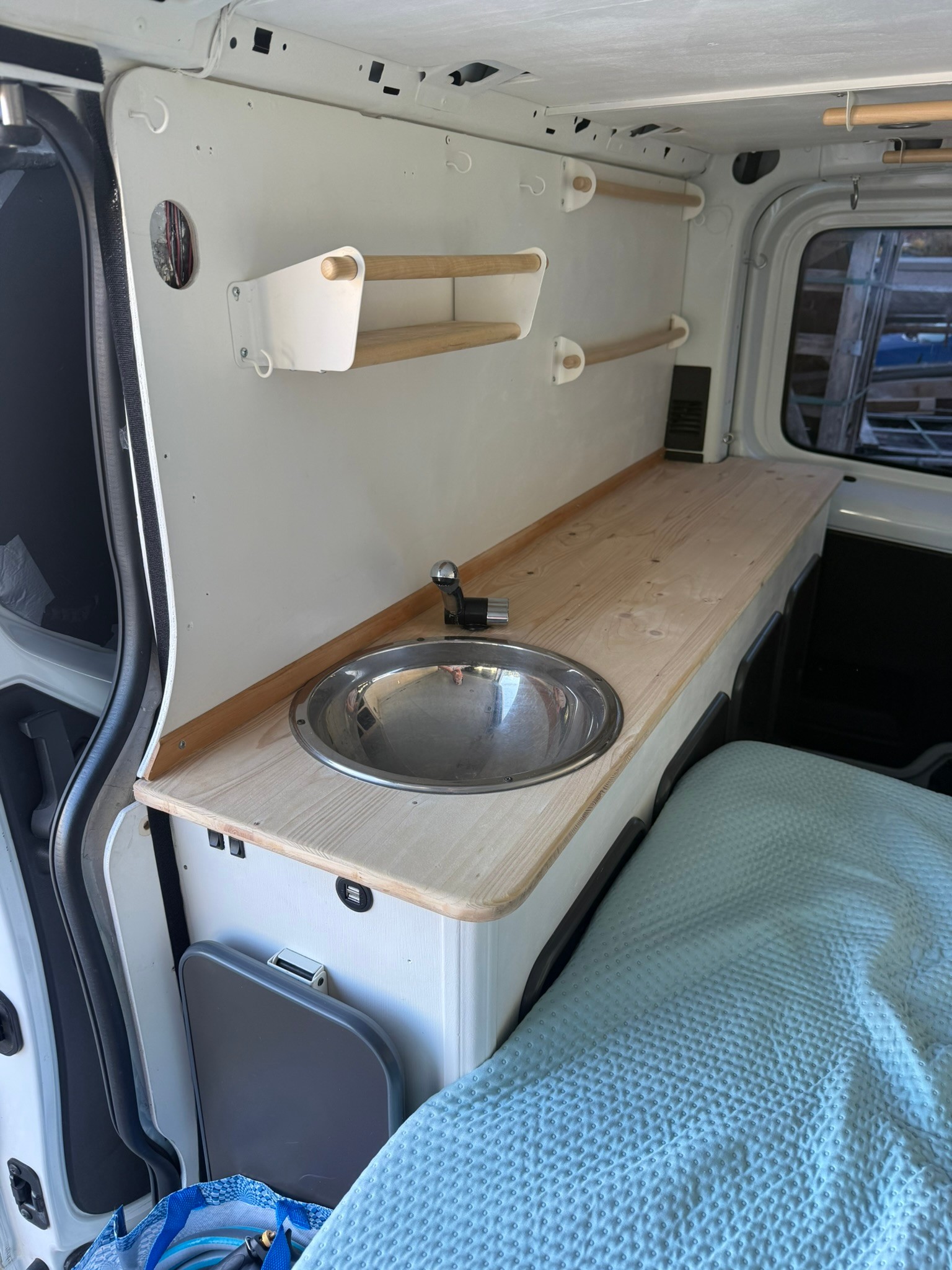 RENAULT TRAFIC-image-5