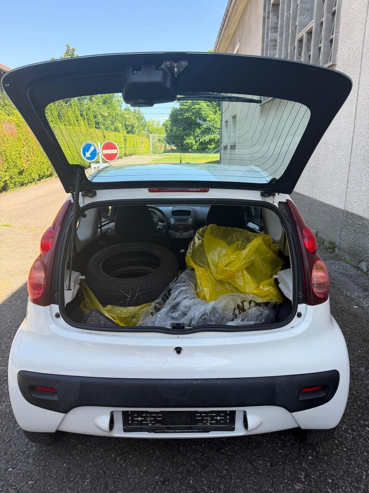 PEUGEOT 1.0 Urban-image-5