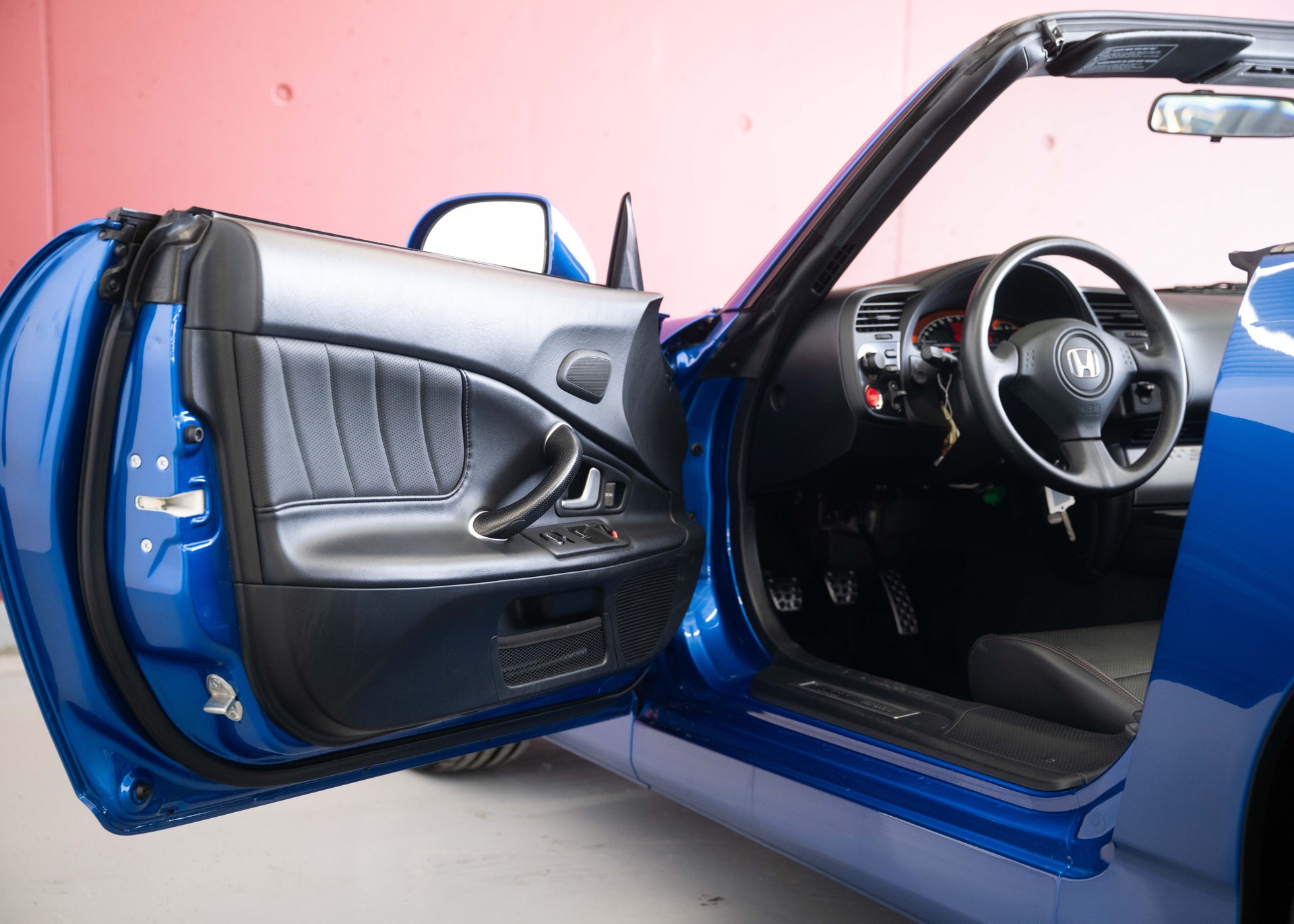 HONDA S2000 Bermuda Blue (Facelift, Swiss car, 2nd hand, certified very low mileage, full service history, 1st paint)-image-30
