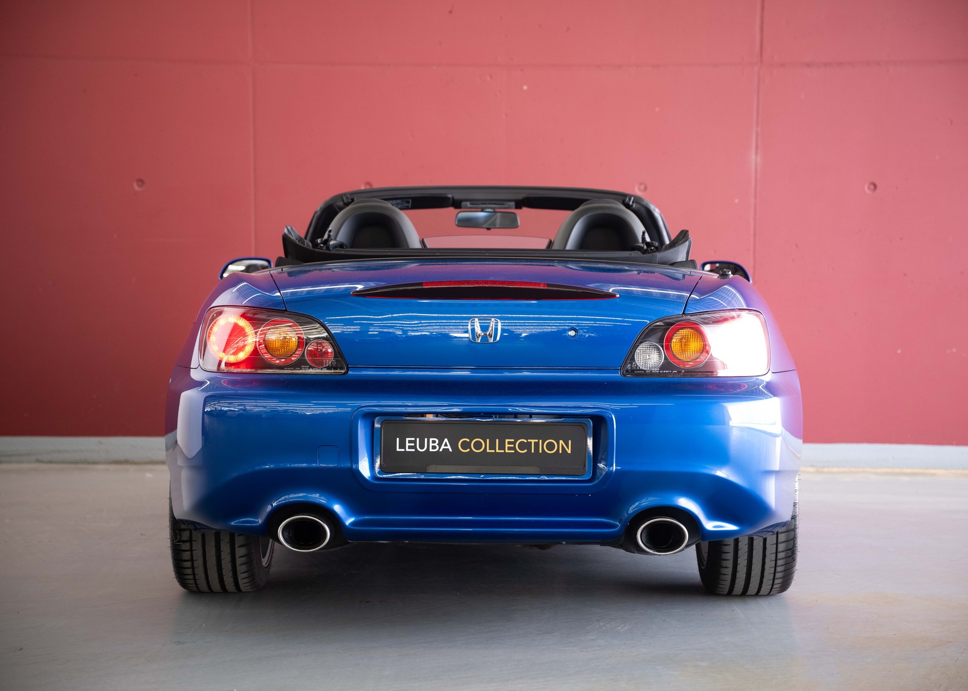 HONDA S2000 Bermuda Blue (Facelift, Swiss car, 2nd hand, certified very low mileage, full service history, 1st paint)-showroom-element-3