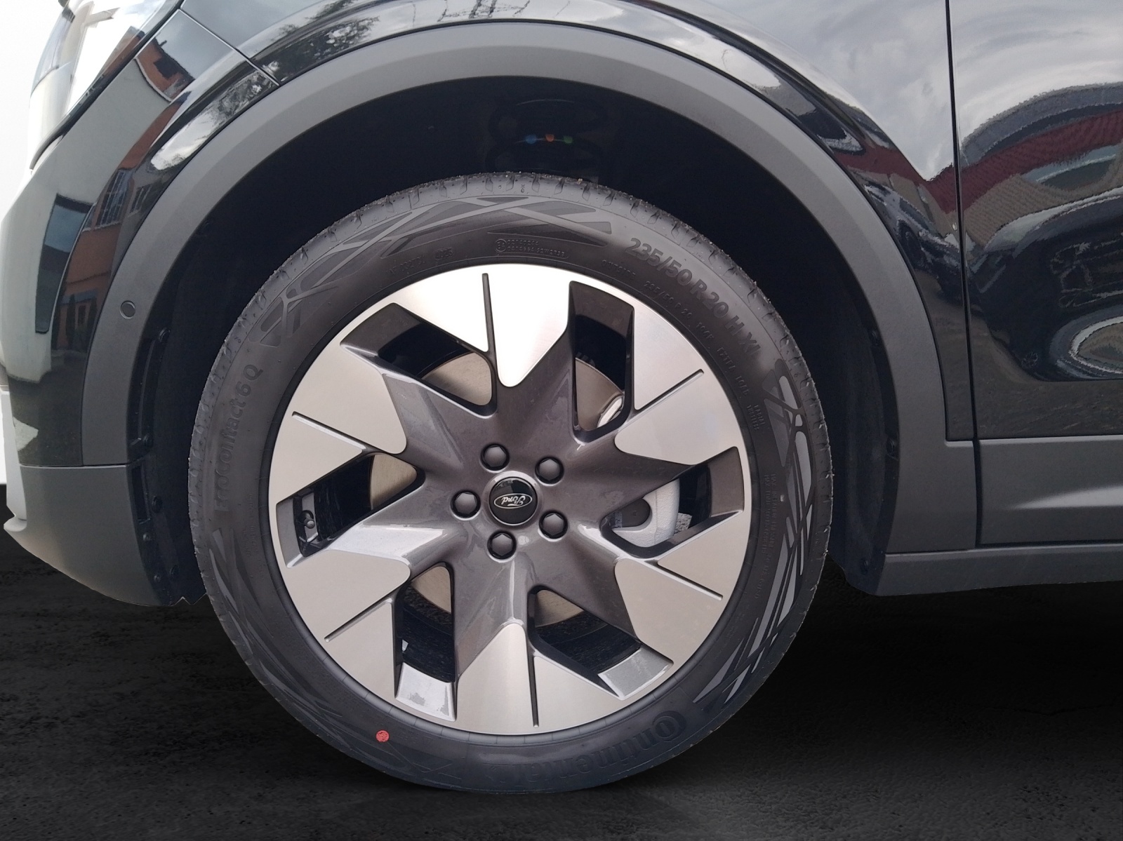 FORD Explorer Extended Range Premium AWD-image-15