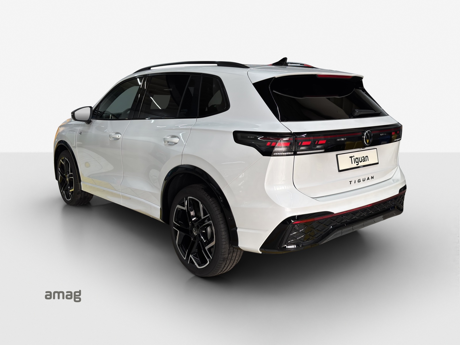 VW Tiguan 1.5 TSI evo2 eHybrid R-Line DSG-showroom-element-3
