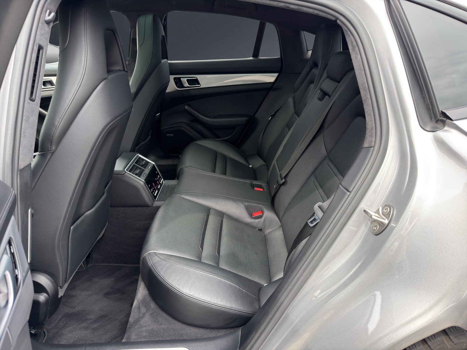PORSCHE Panamera Turbo Executive PDK-image-10