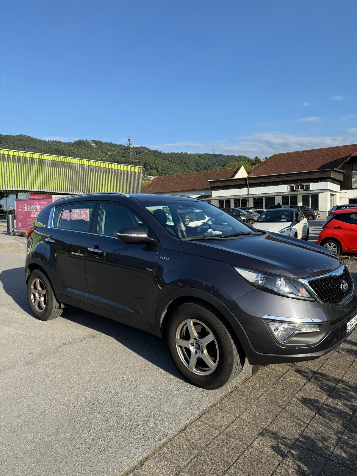 KIA Sportage 2.0 CRDi Style 4WD Automatic-showroom-element-1
