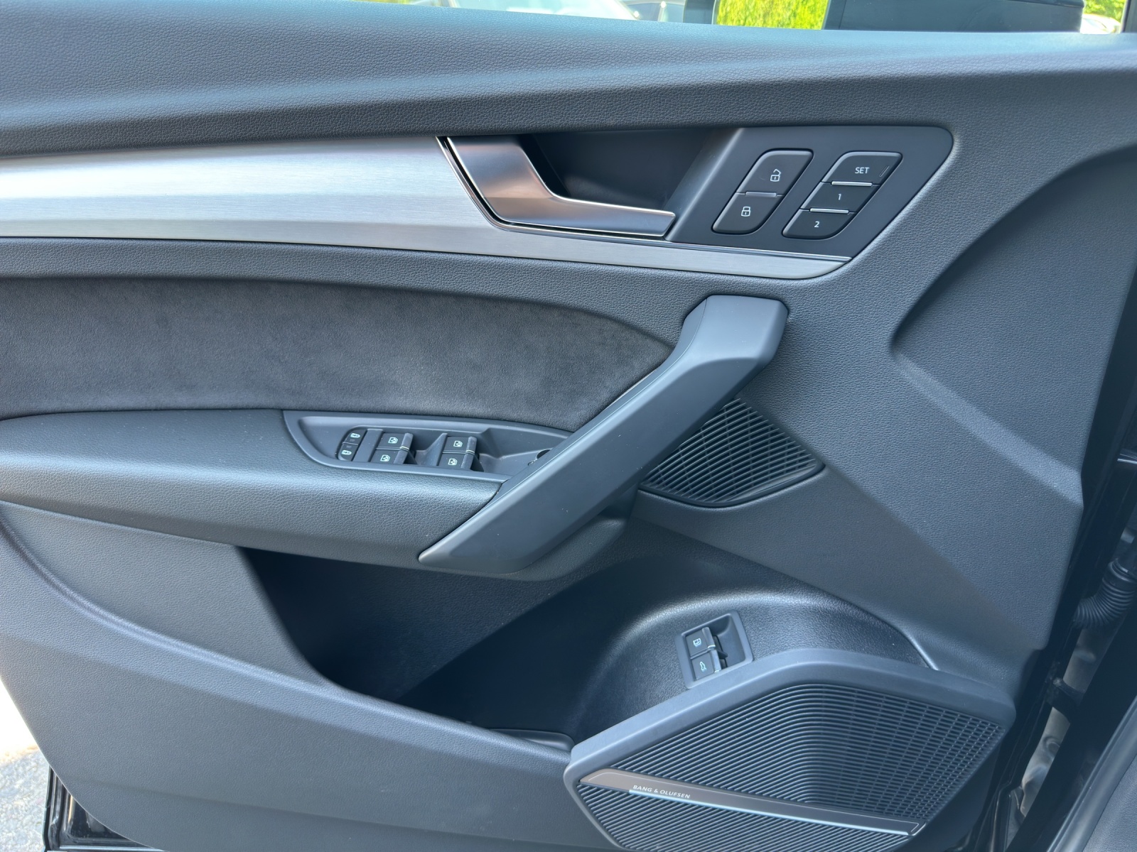 AUDI Q5 55 TFSI e PHEV S line quattro S-tronic-image-17
