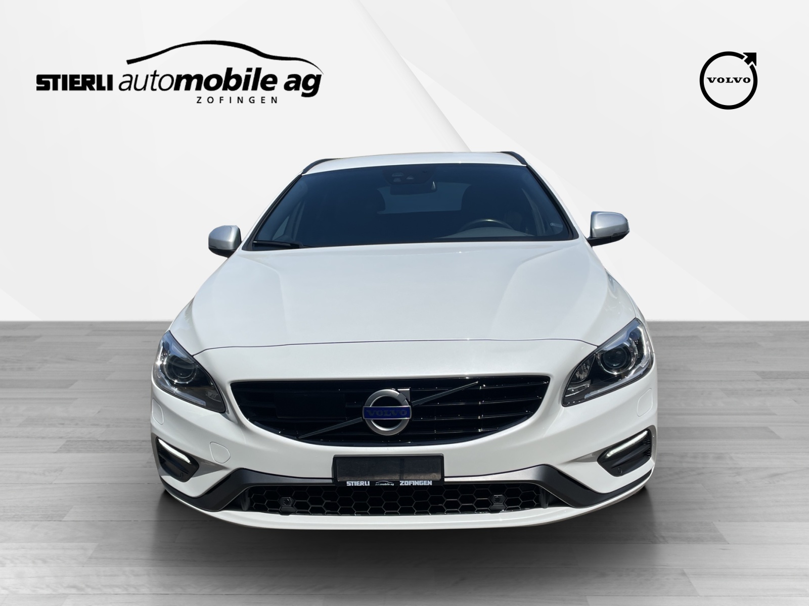 VOLVO V60 2.0 D4 Momentum R-Design S/S-showroom-element-1