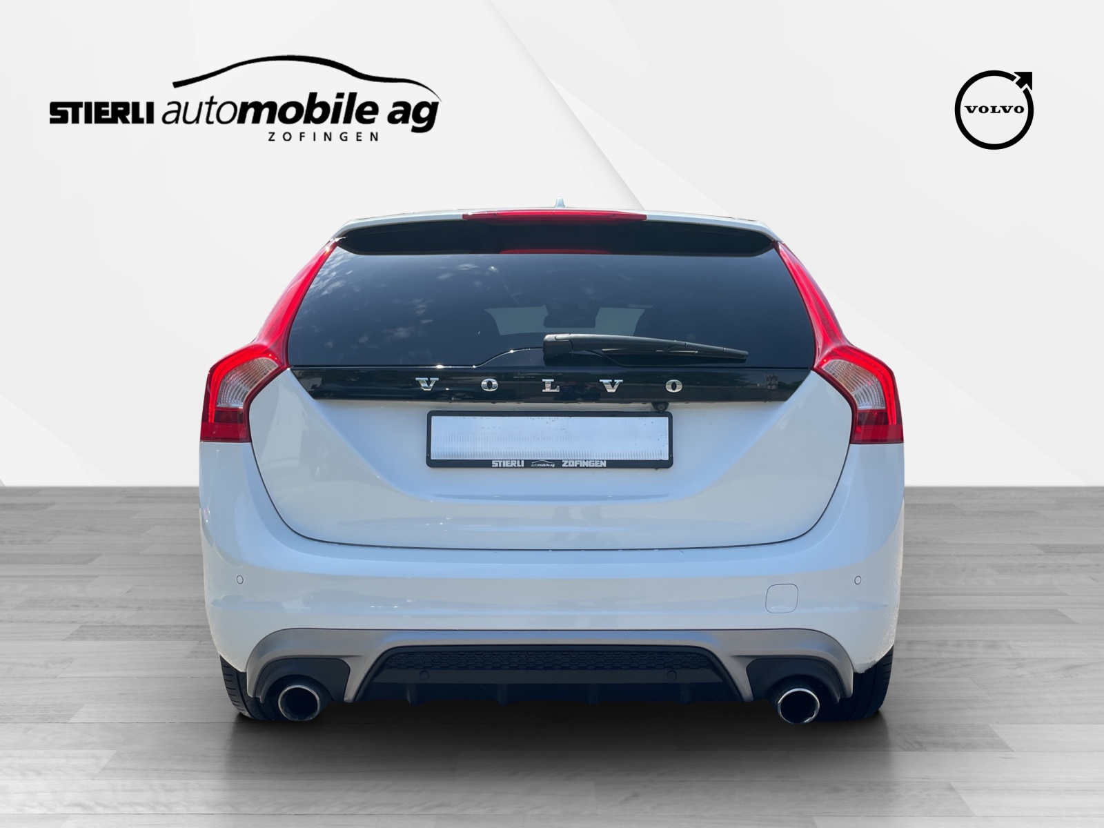 VOLVO V60 2.0 D4 Momentum R-Design S/S-image-5