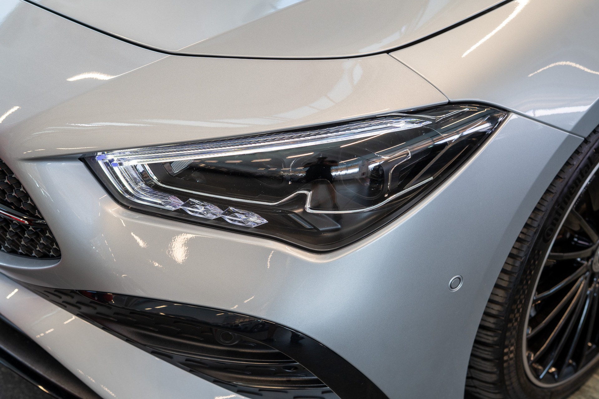 MERCEDES-BENZ CLA 200 AMG Line / Facelift / Rückfahrkamera / Ambientebeleuchtung-image-23