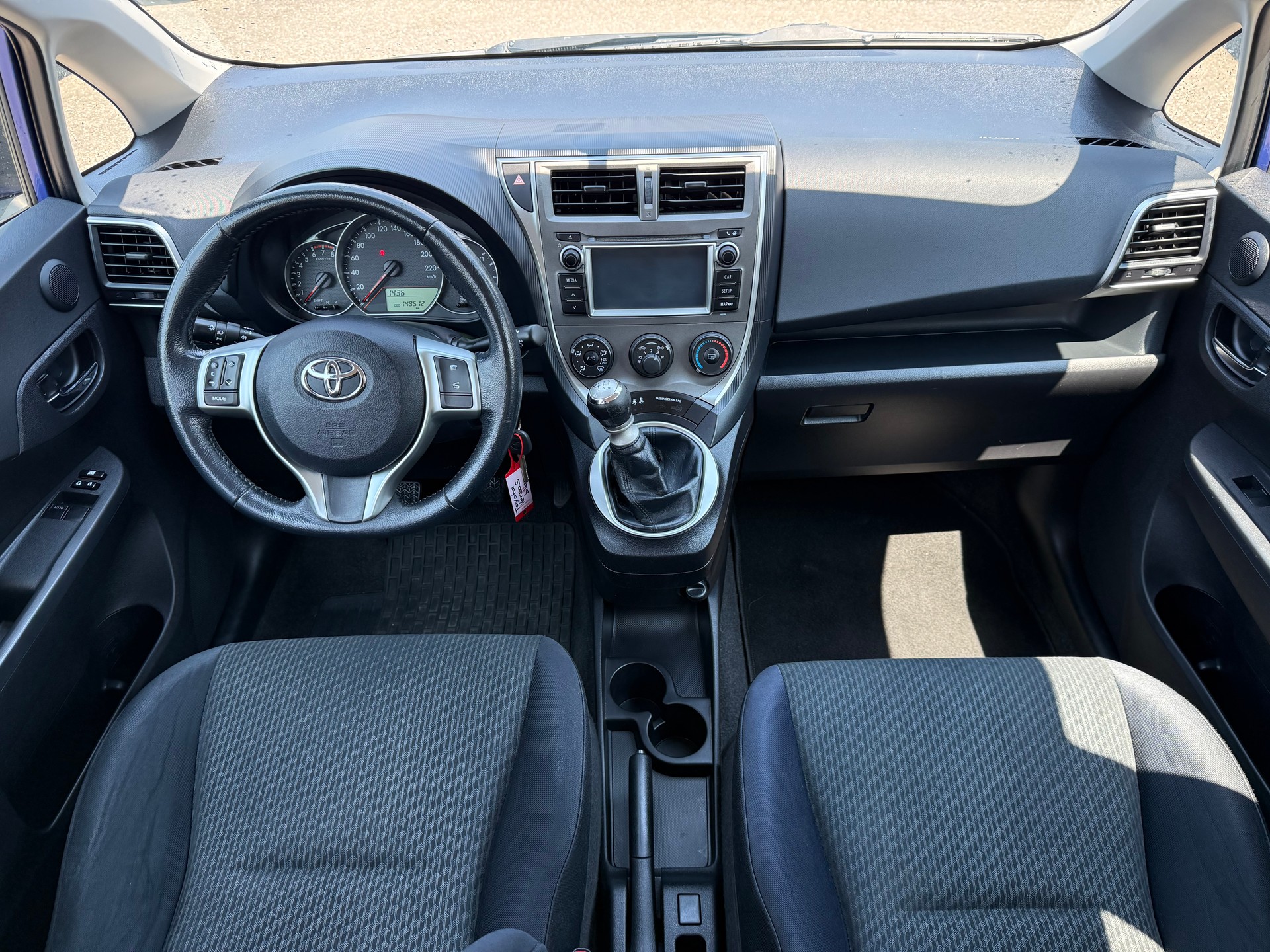 TOYOTA Verso-S 1.33 Linea Luna-image-11