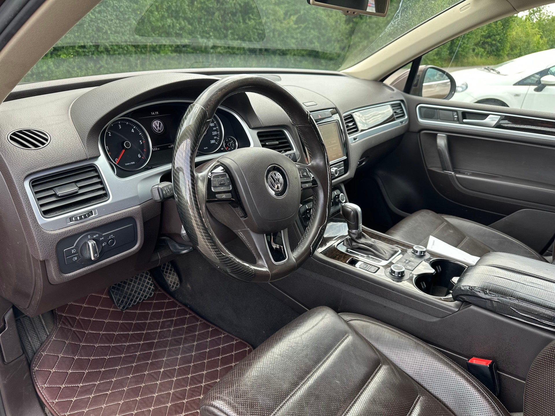 VW Touareg 3.0 TDI BlueMotion Technology Tiptronic-image-6
