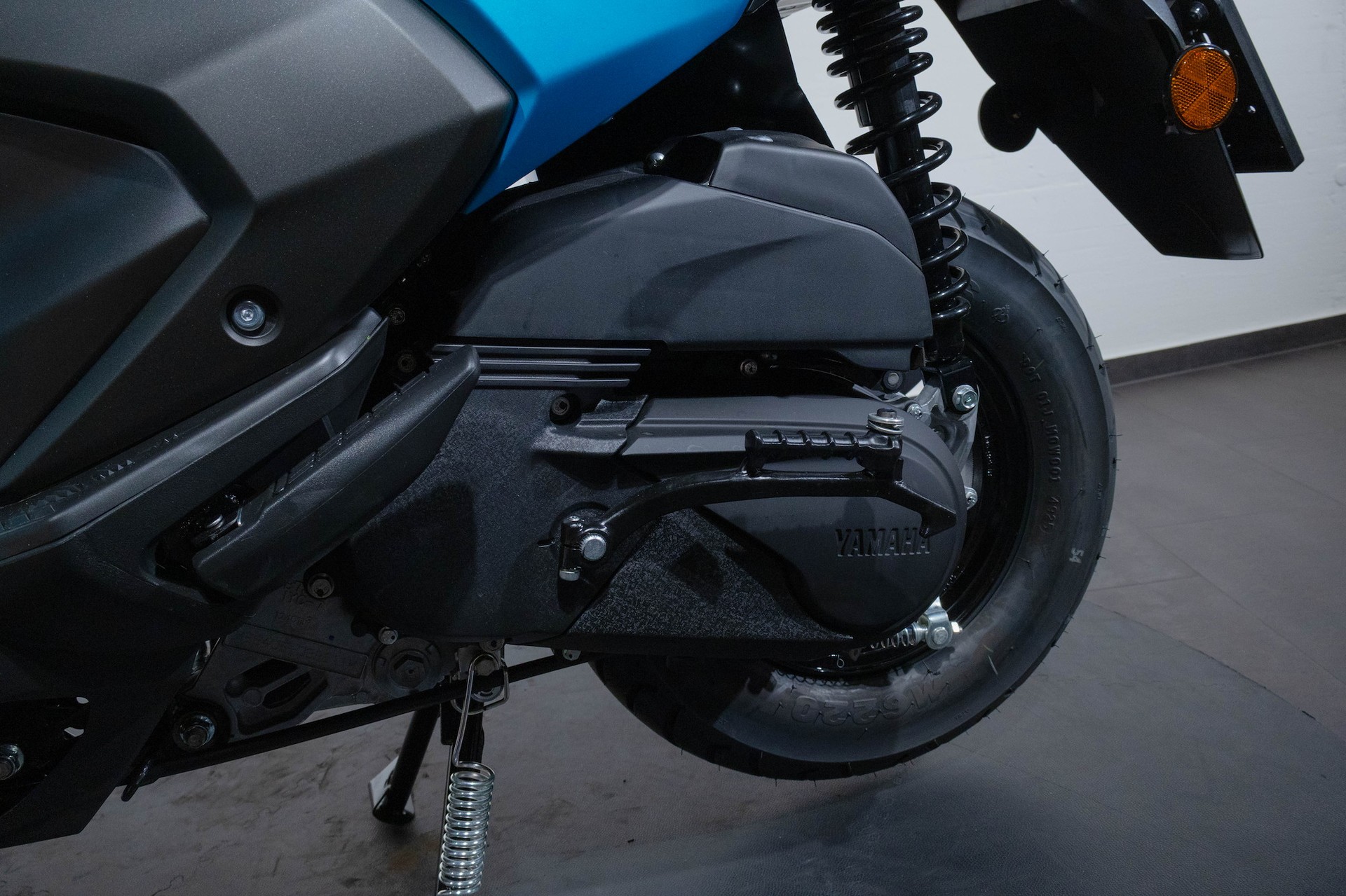 YAMAHA RayZR-image-12