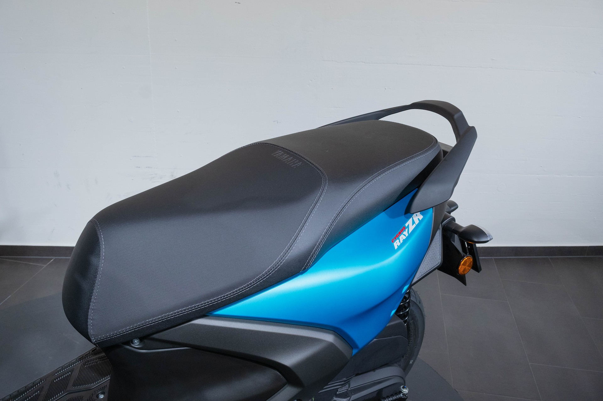YAMAHA RayZR-image-10