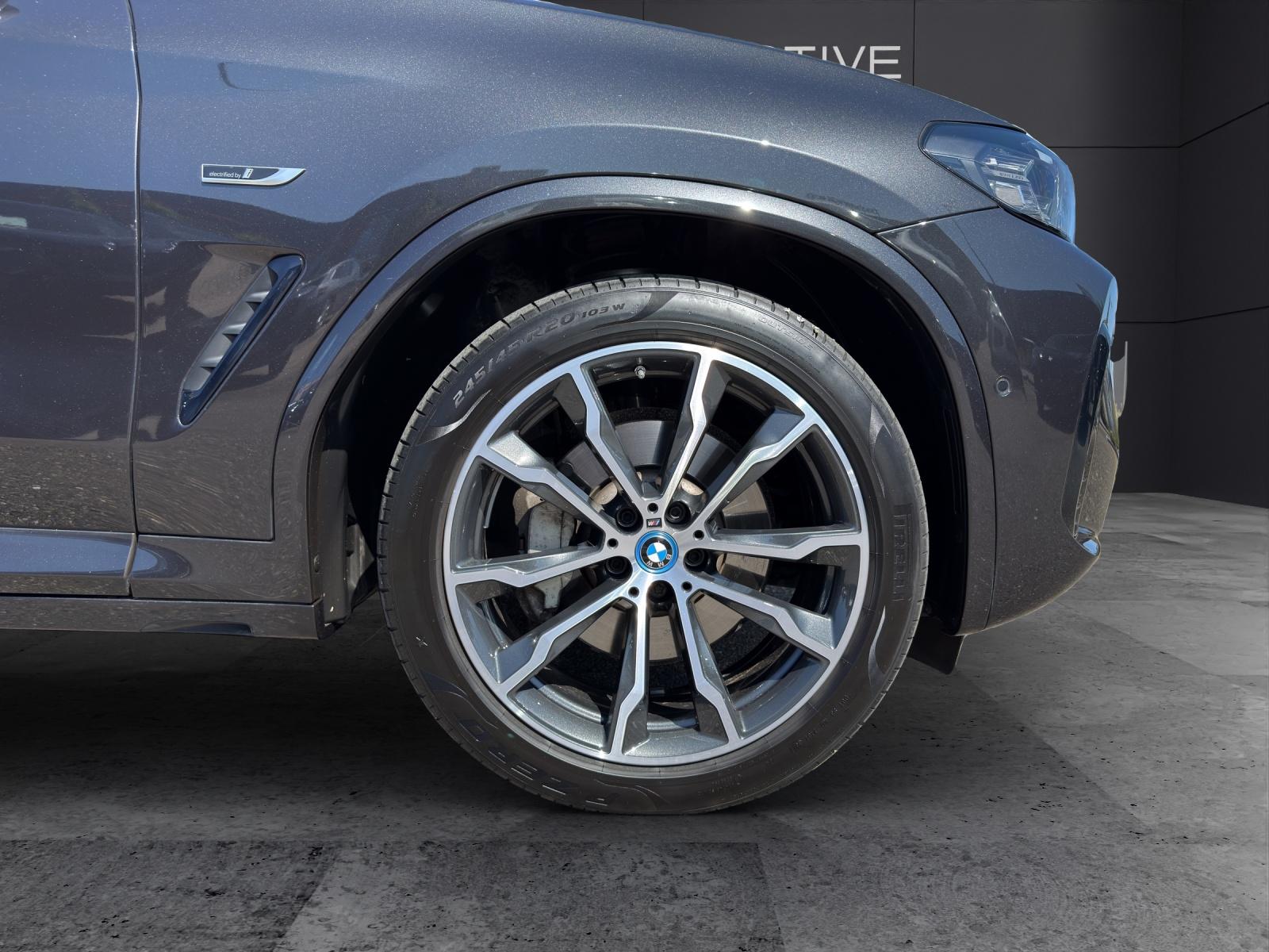 BMW X3 xDrive30e-image-9