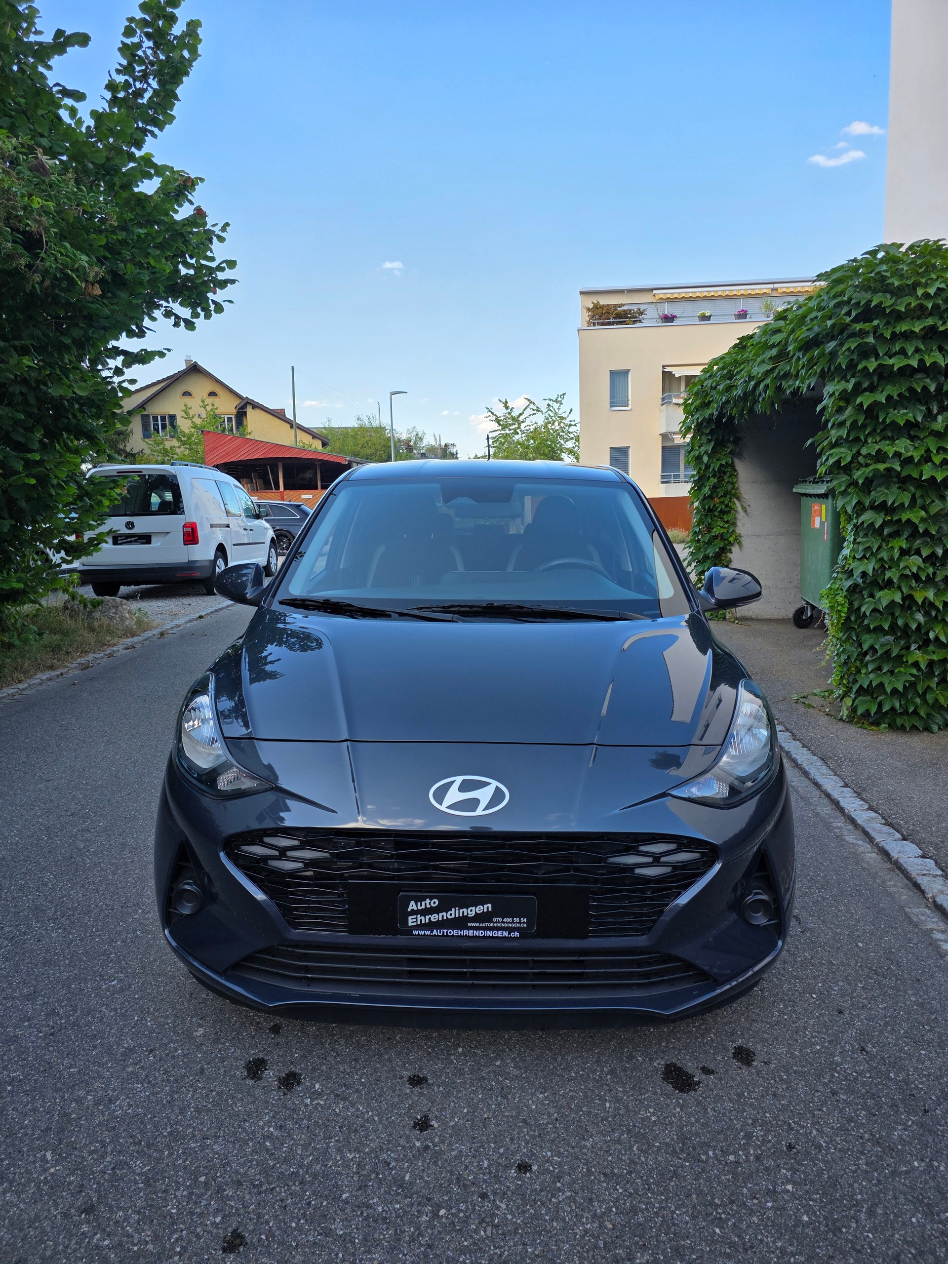 HYUNDAI i10 1.2 Amplia-image-1