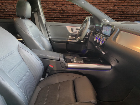 MERCEDES-BENZ GLA 45 S AMG 4Matic+-image-11