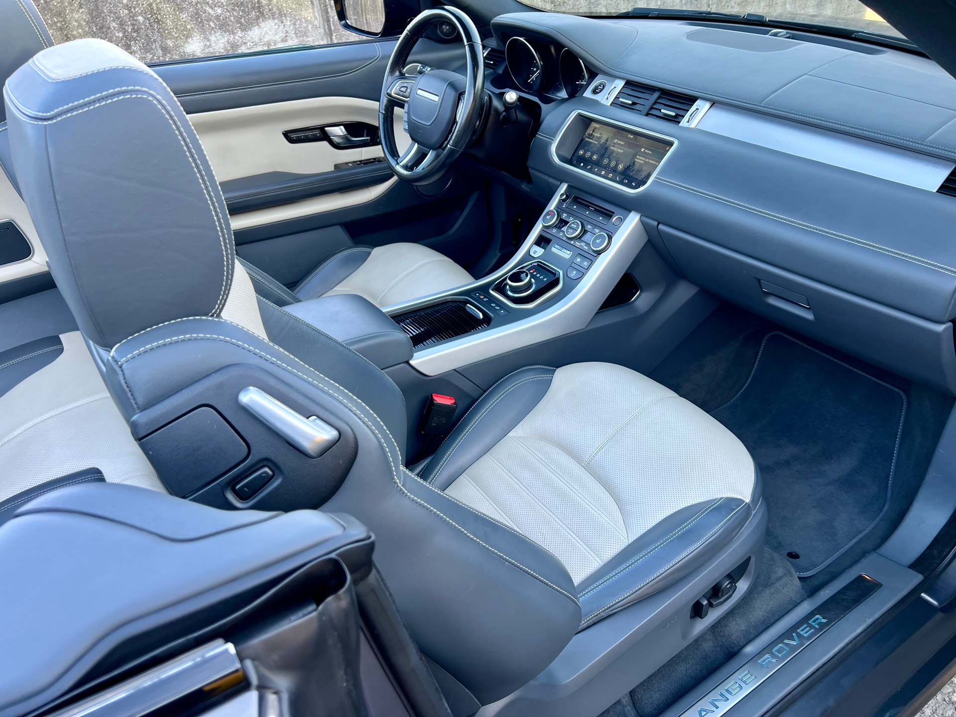 LAND ROVER Range Rover Evoque Conver. 2.0 TD4 HSE Dynamic AT9-image-20