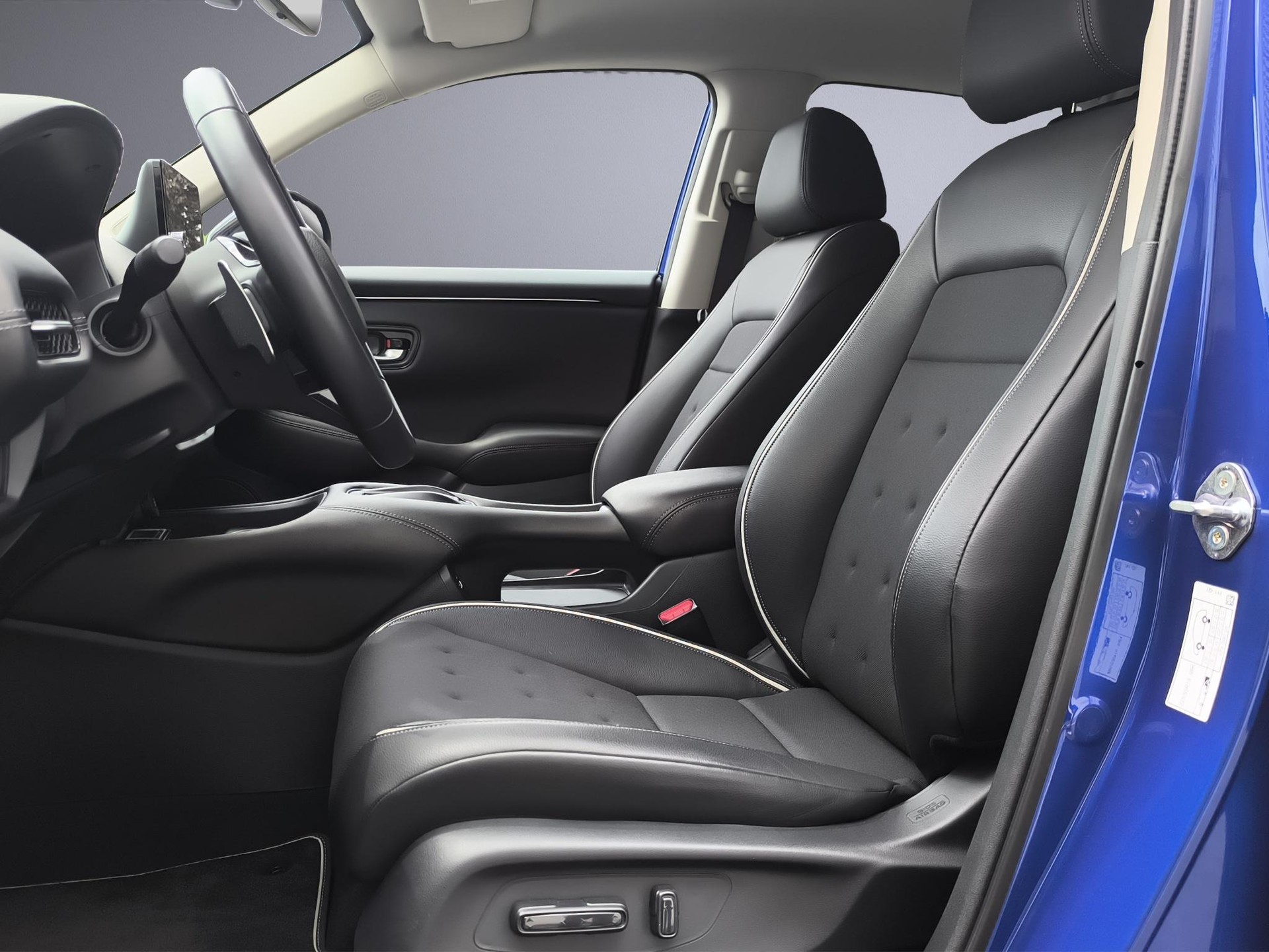 HONDA ZR-V 2.0 i-MMD Sport-image-10