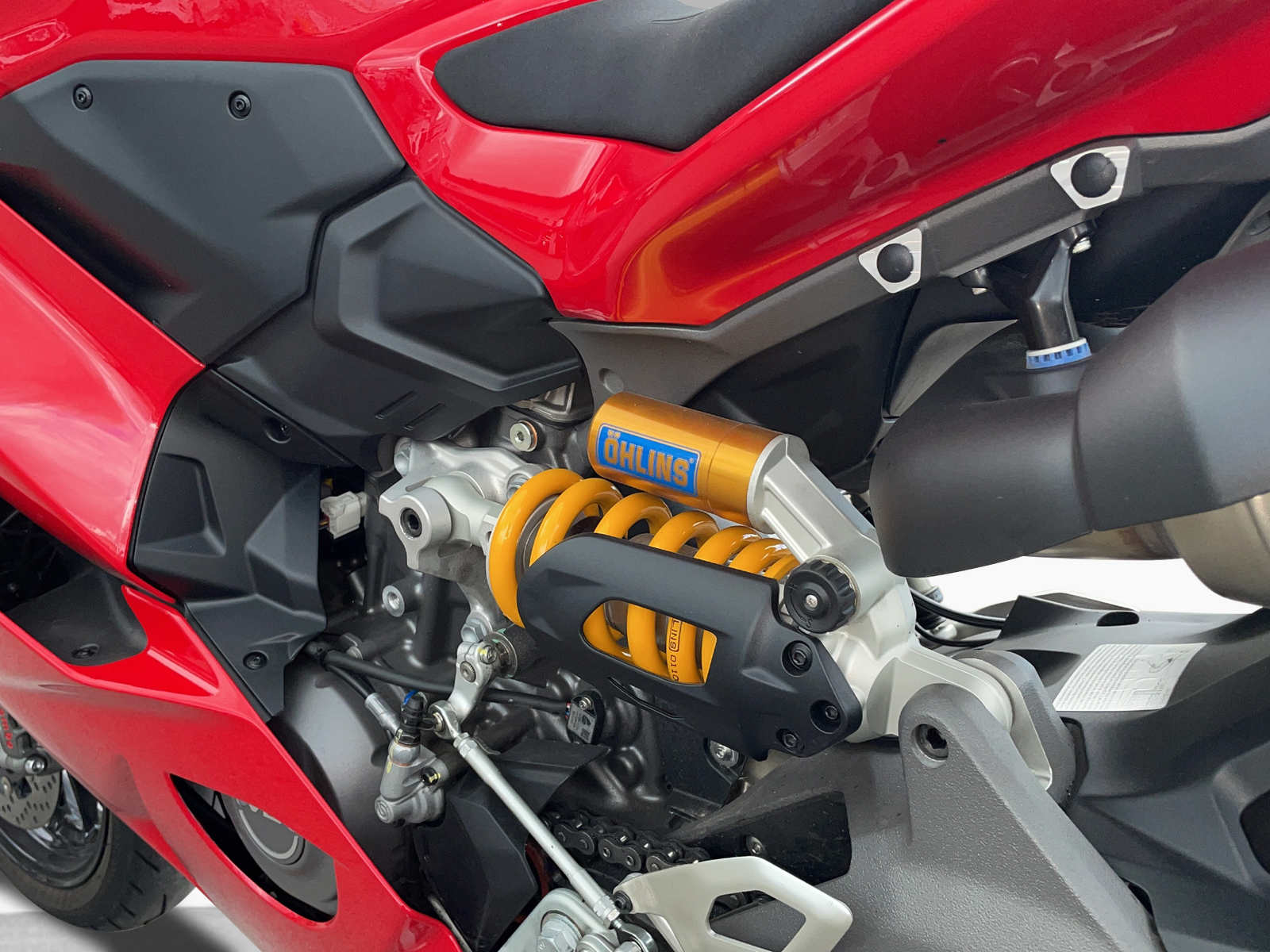 DUCATI 890 Superb. Panigale V2 S ABS 35 kW-image-7