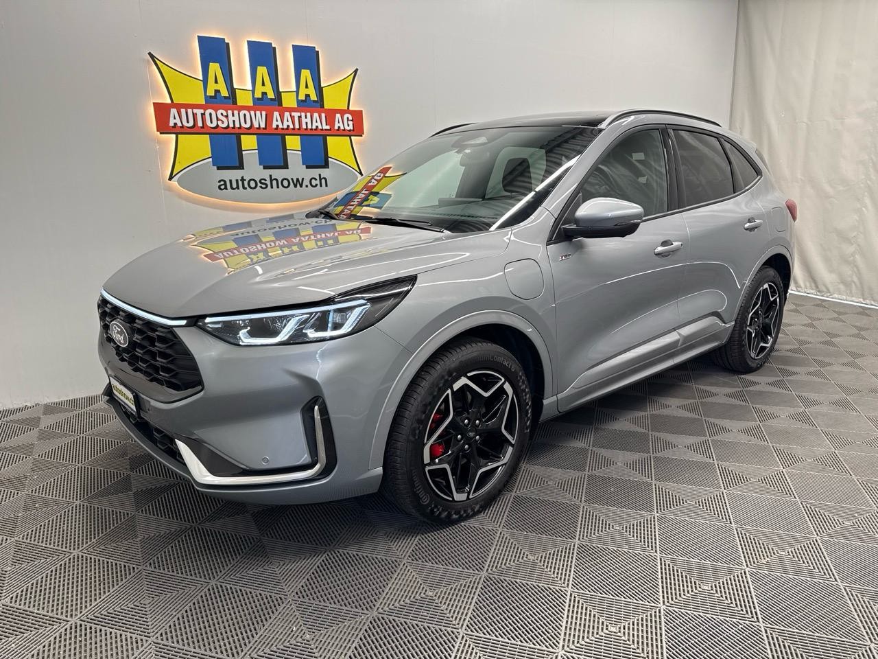 FORD Kuga 2.5 PHEV ST-Line X 243PS