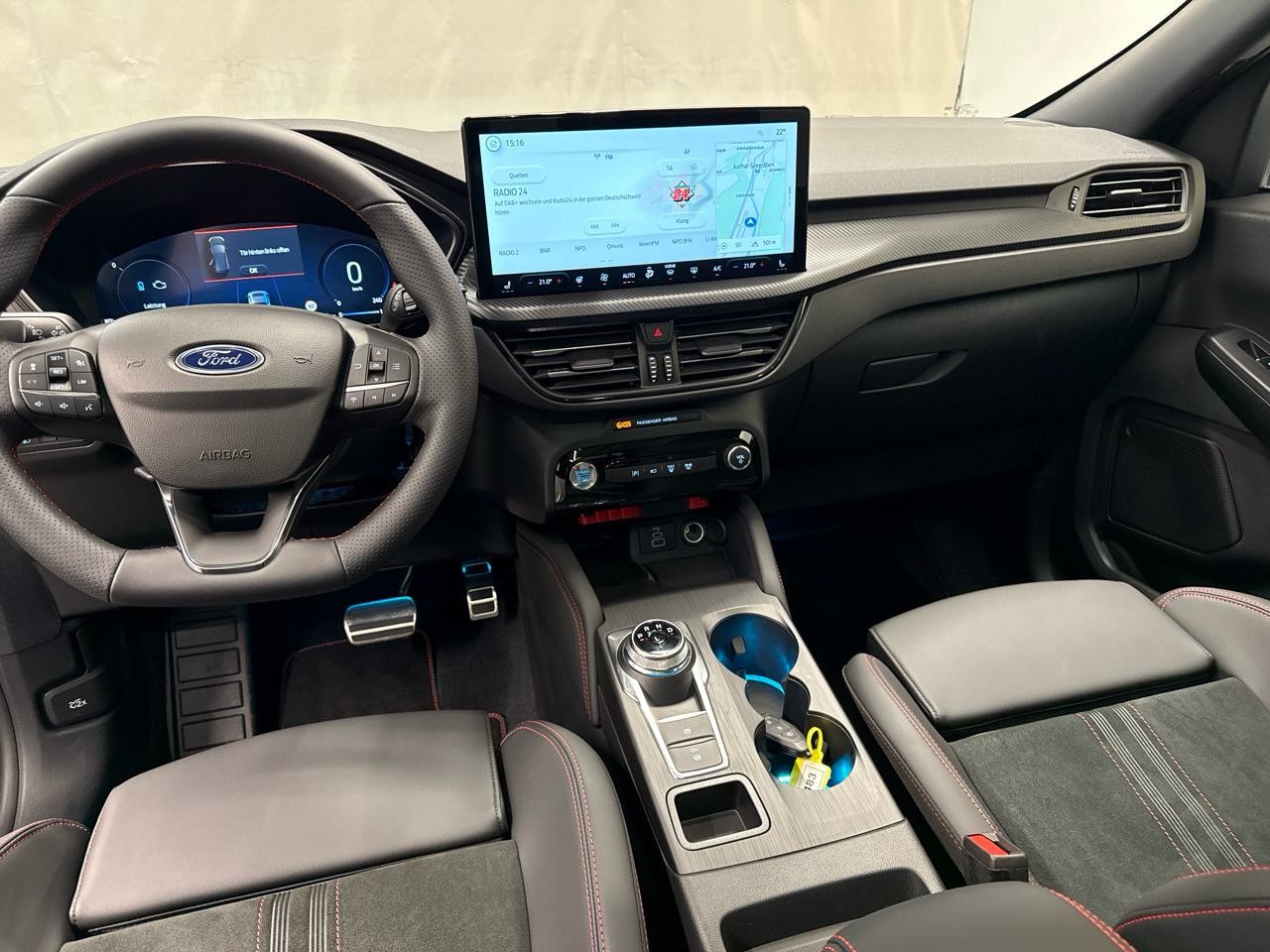 FORD Kuga 2.5 PHEV ST-Line X 243PS-image-7