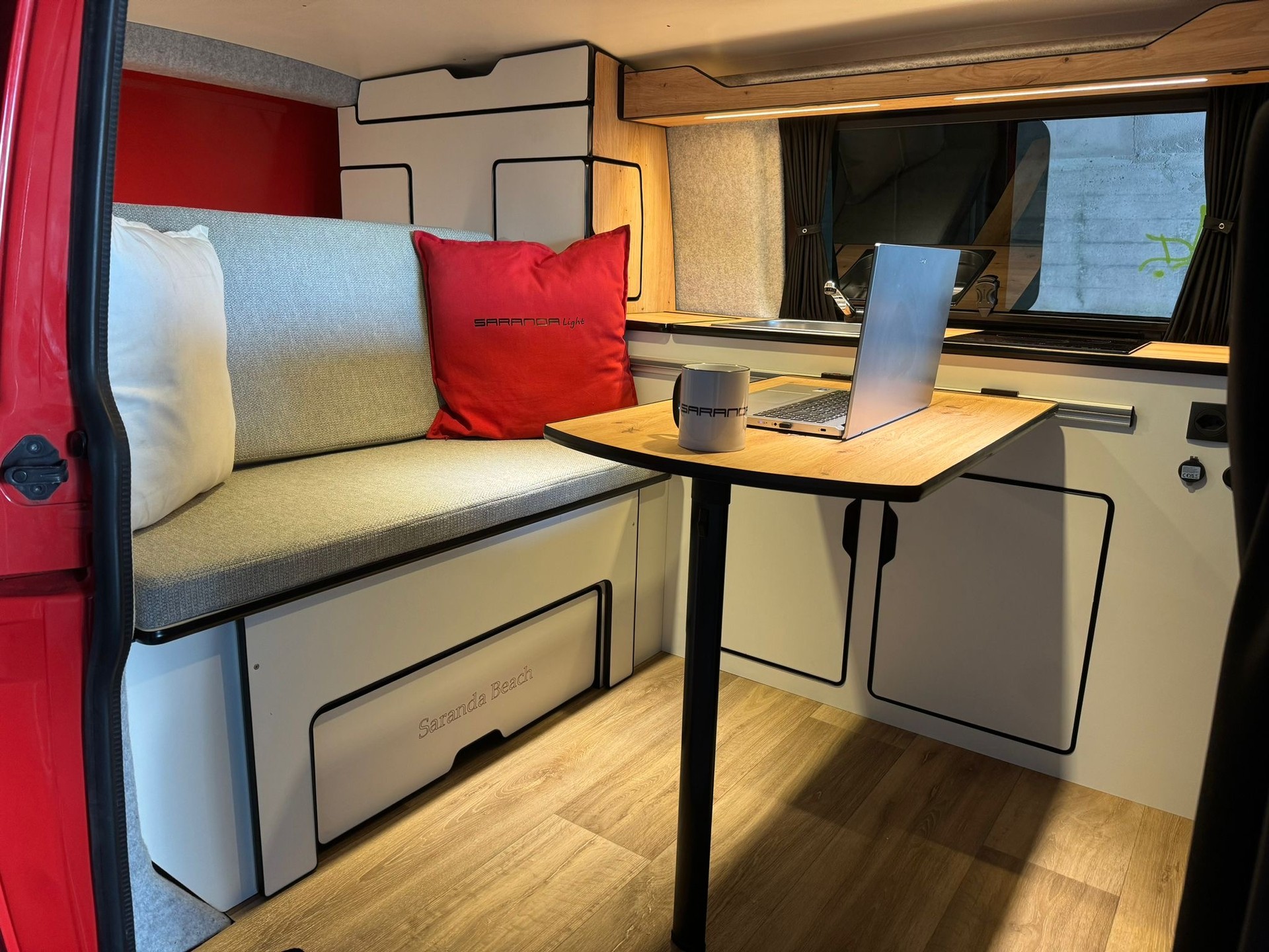 VW T6 Saranda Beach-showroom-element-1
