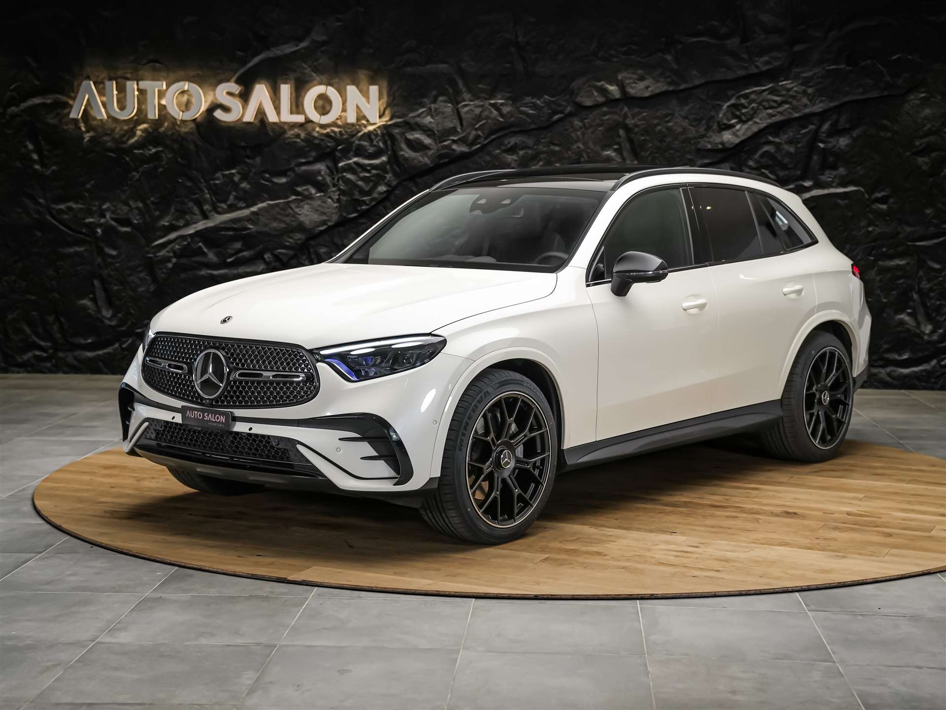 MERCEDES-BENZ GLC 300 4Matic AMG Line 9G-Tronic *21" Felgen*Panorama*AHK*