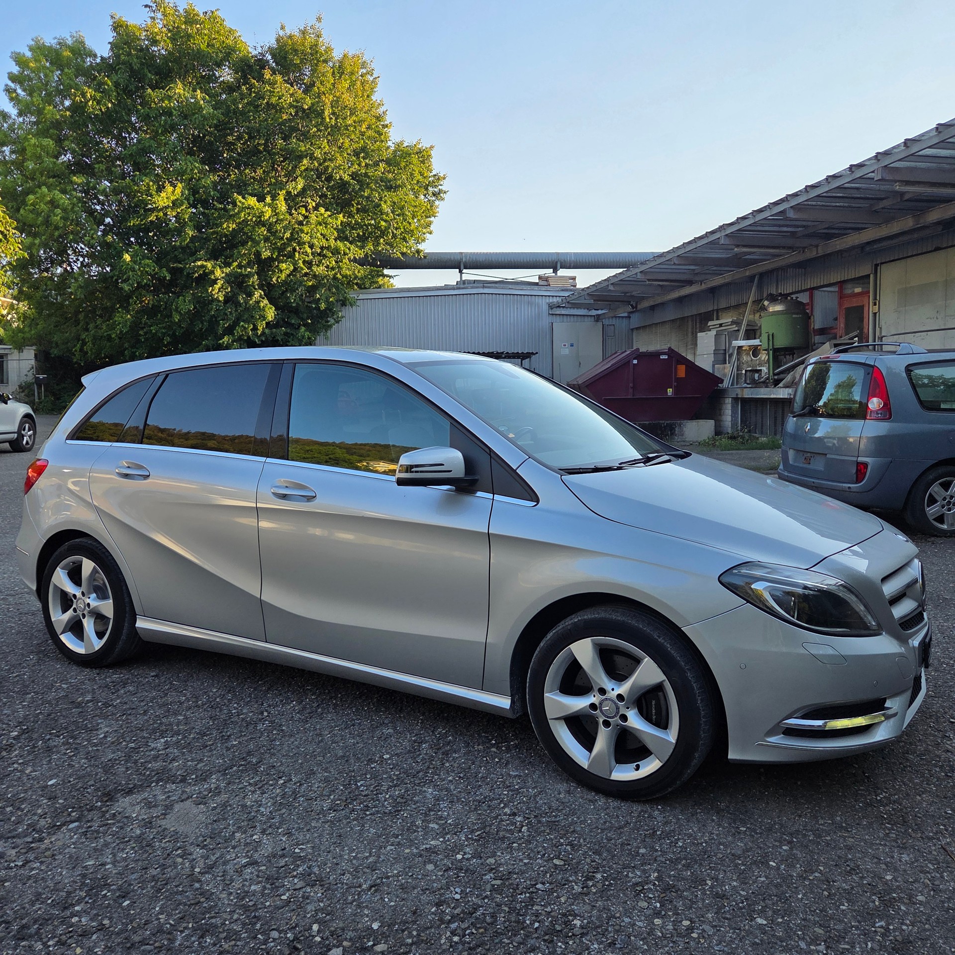 MERCEDES-BENZ B 220 4Matic 7G-DCT