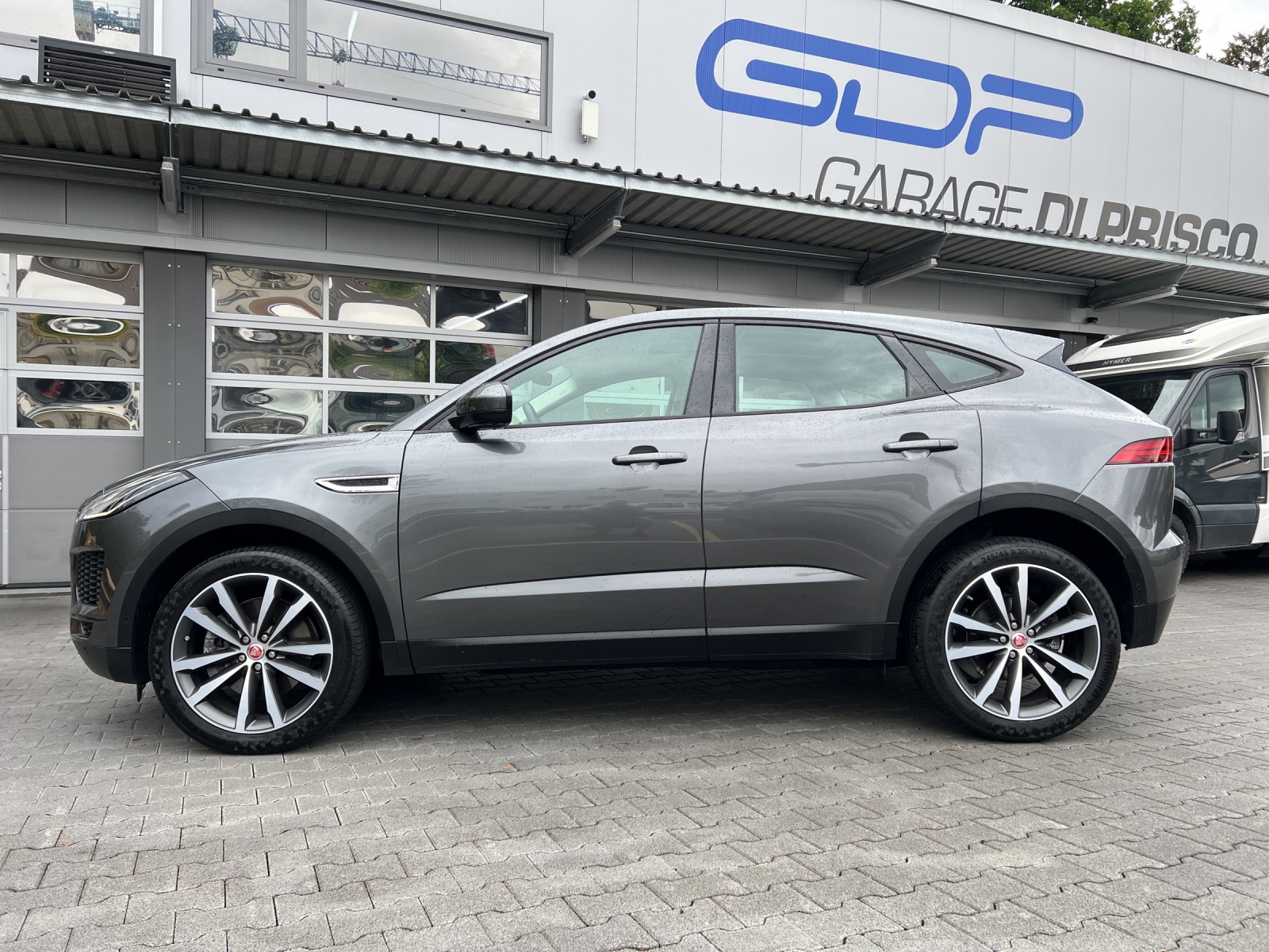 JAGUAR E-Pace 2.0 P200 HSE AWD Automatik-showroom-element-1