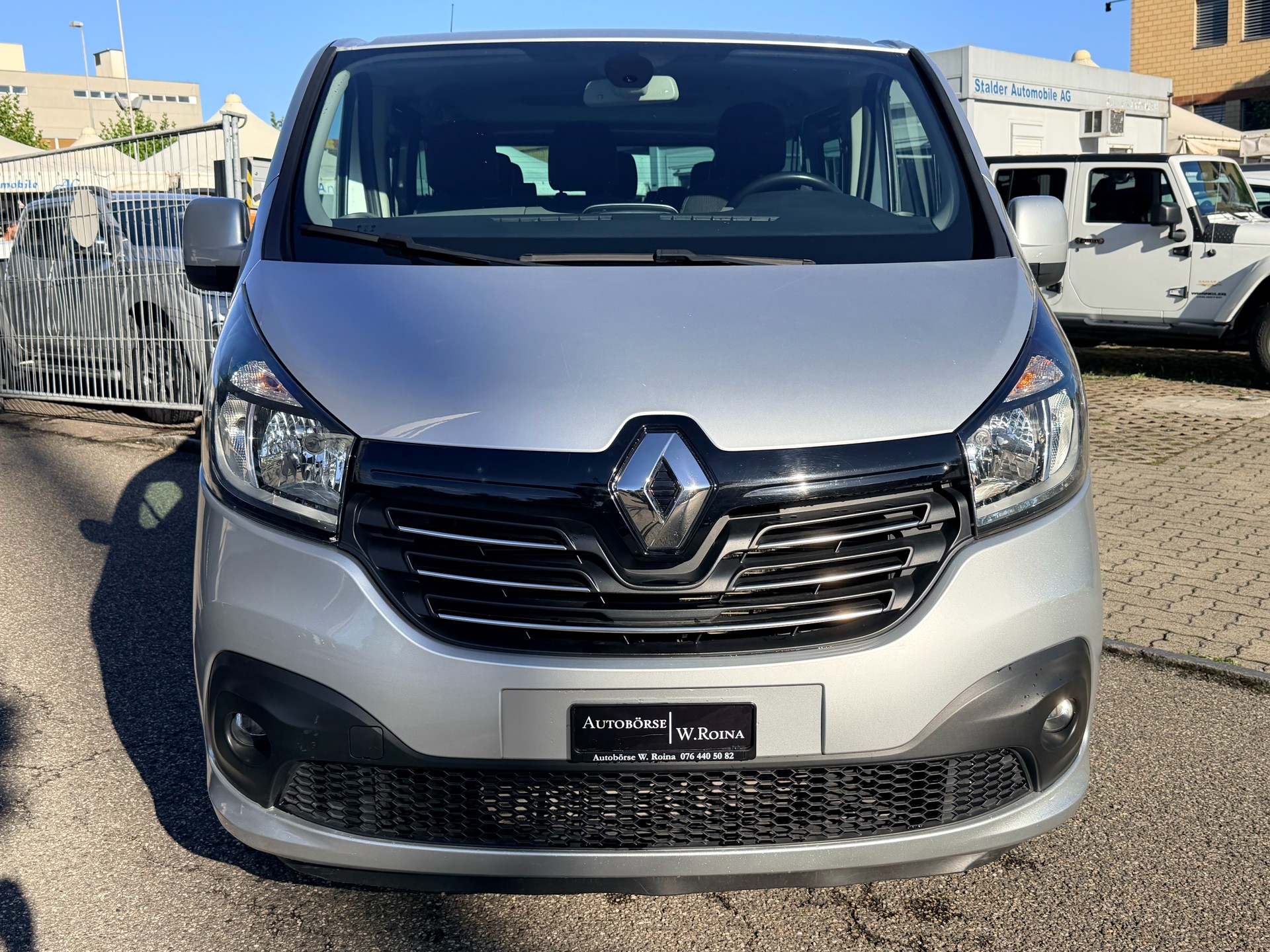 RENAULT Trafic ENERGY dCi 145 Grand Passenger Expression-image-7