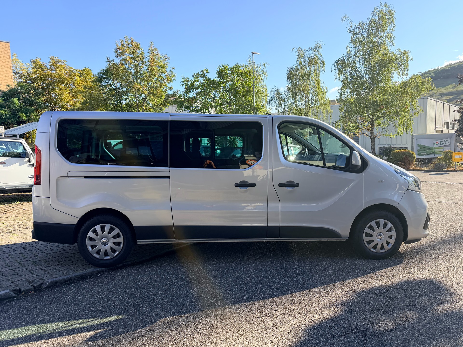 RENAULT Trafic ENERGY dCi 145 Grand Passenger Expression-showroom-element-1