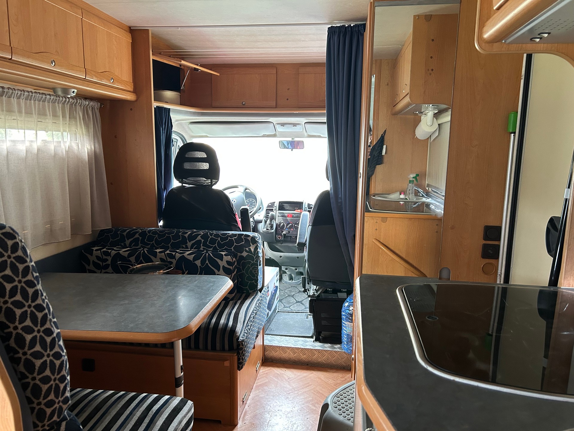 ADRIA 573 DS-image-1