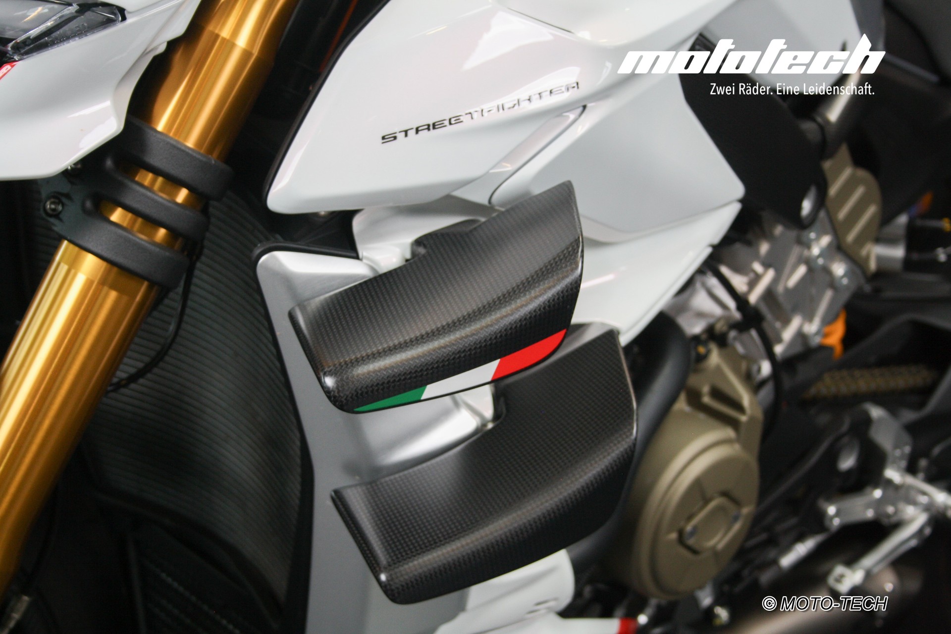 DUCATI Streetfighter V4 SP2 Speciale-image-10