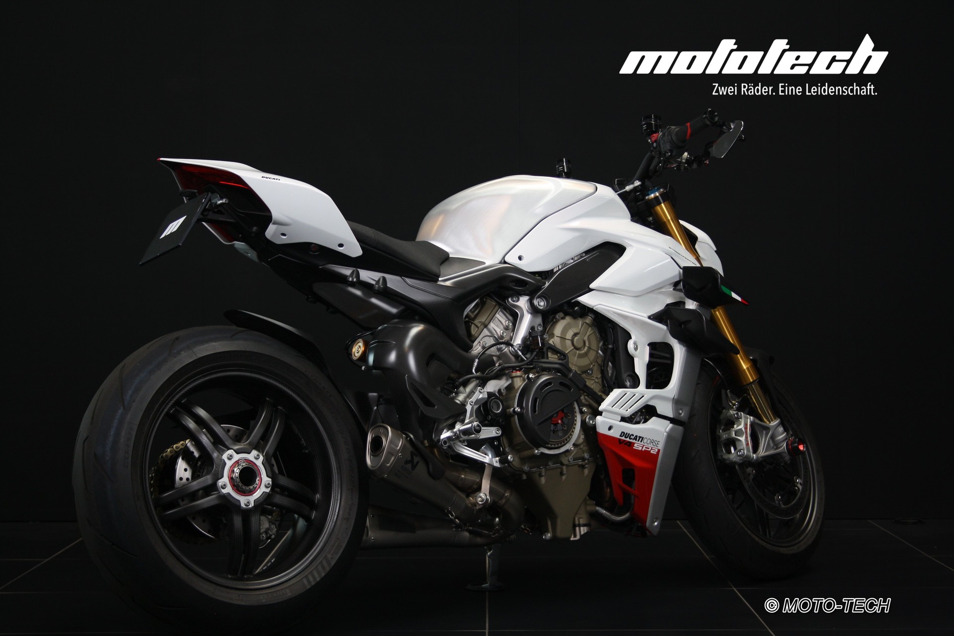 DUCATI Streetfighter V4 SP2 Speciale-image-2
