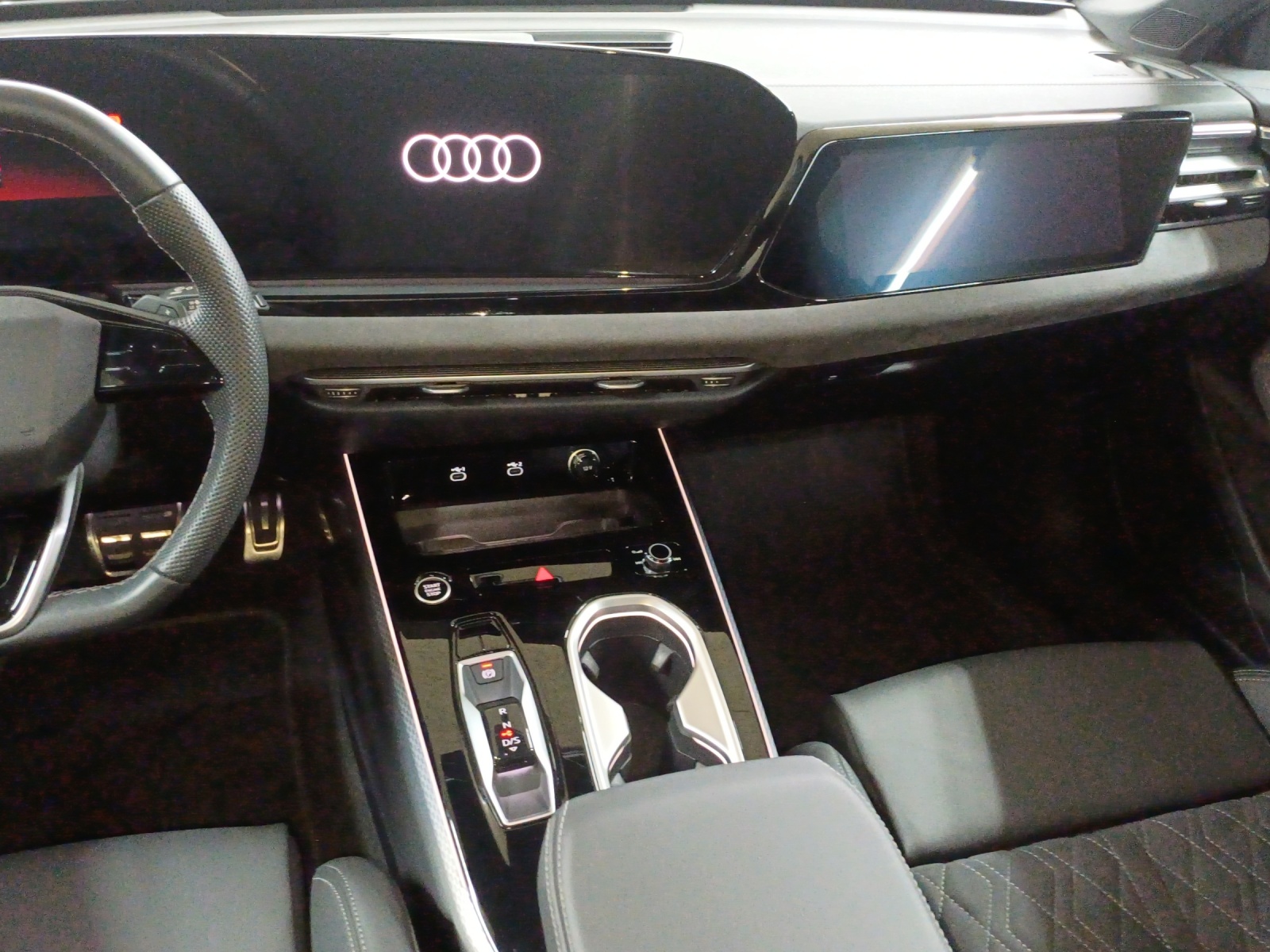 AUDI A6 Avant e-hybrid quattro 220 kW S tronic-image-10