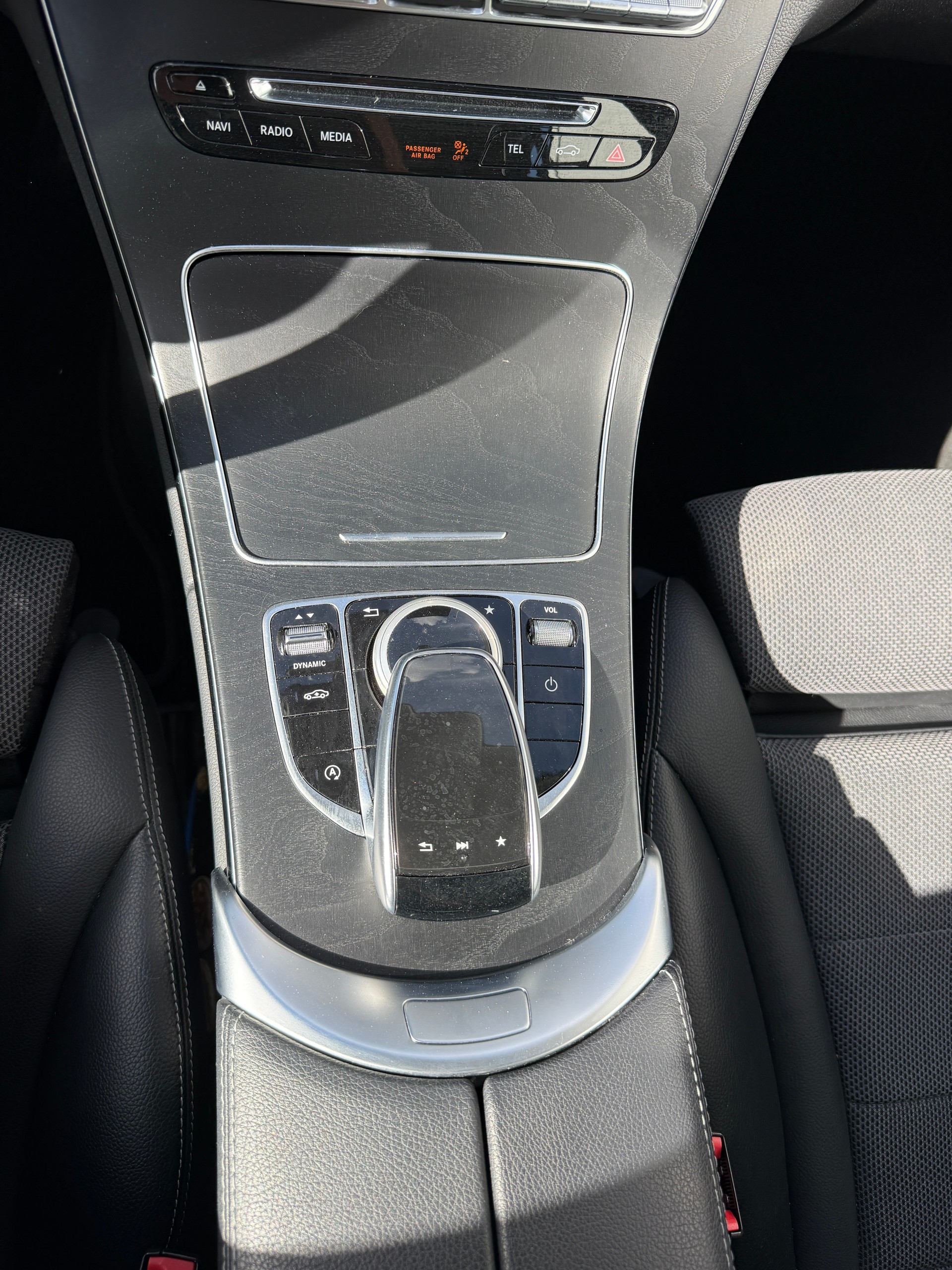 MERCEDES-BENZ C 400 Avantgarde 4Matic 9G-Tronic-image-20