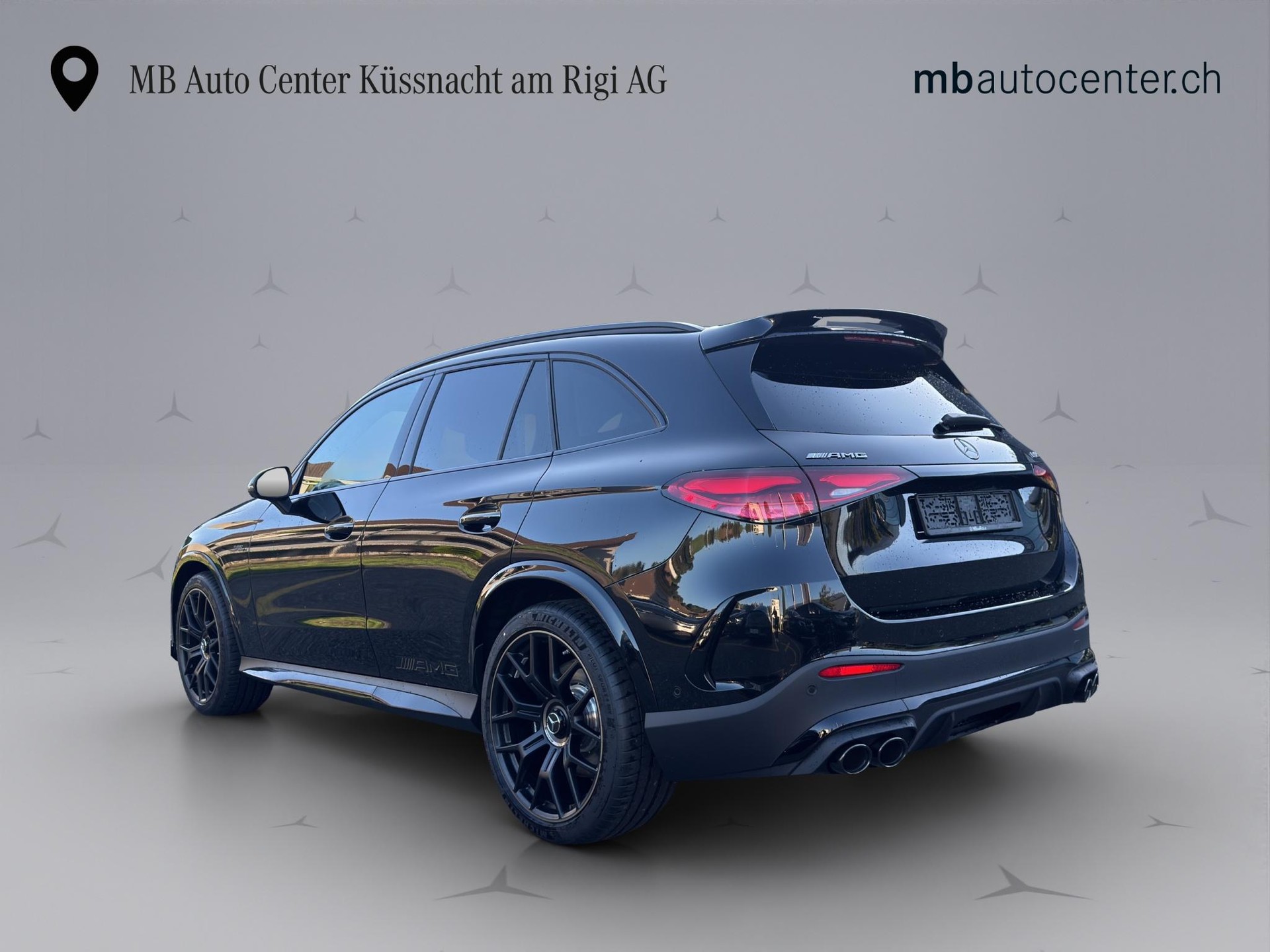 MERCEDES-BENZ 53 AMG 4matic+-showroom-element-3