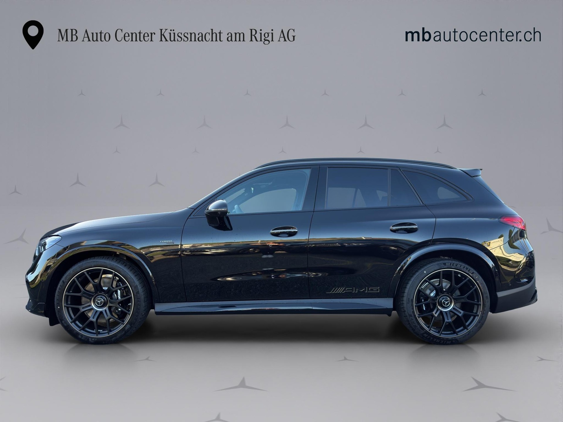 MERCEDES-BENZ 53 AMG 4matic+-showroom-element-2