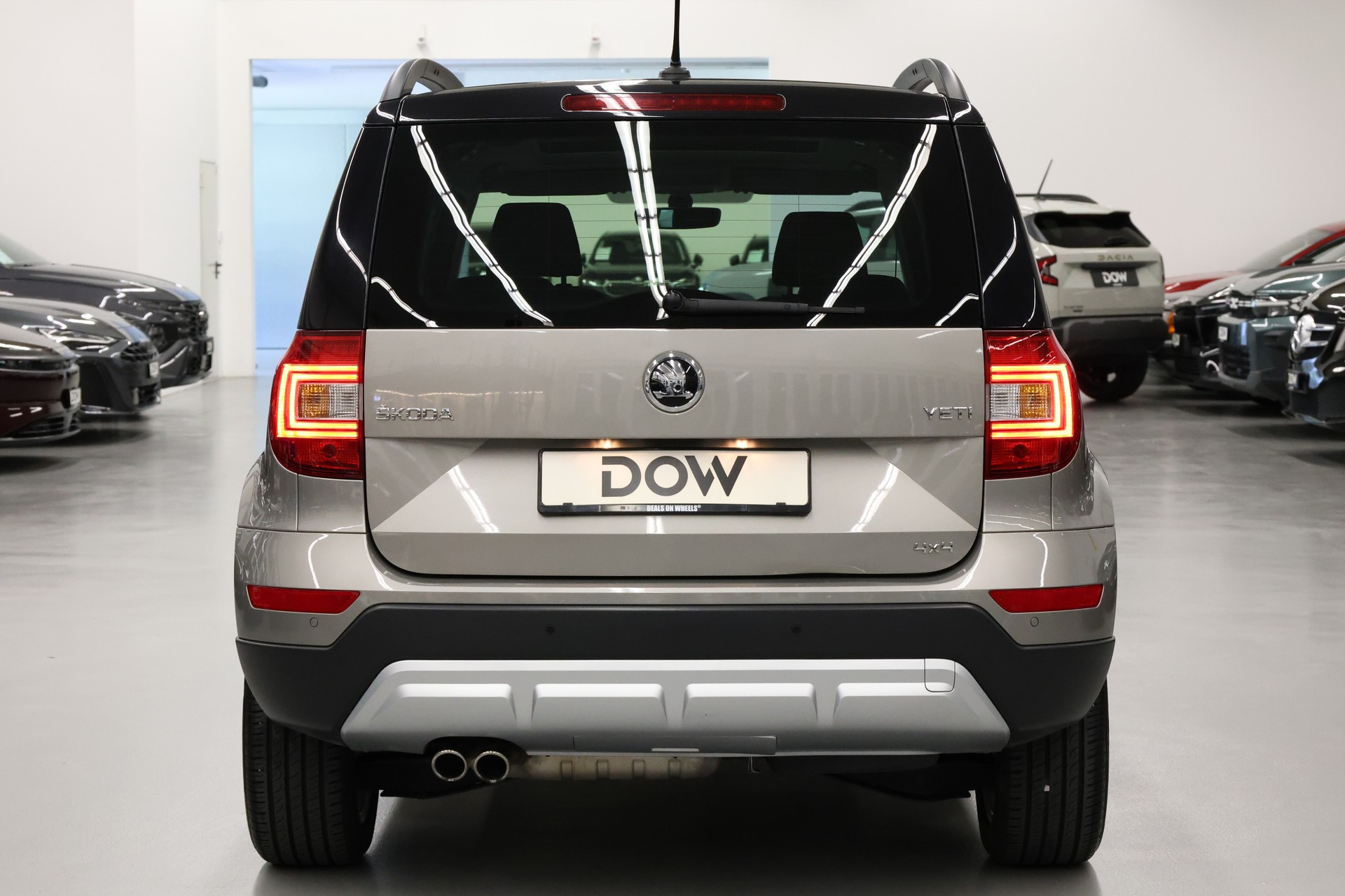 SKODA Yeti Outdoor 2.0 TDI 150 Ambition 4x4 DSG-image-8