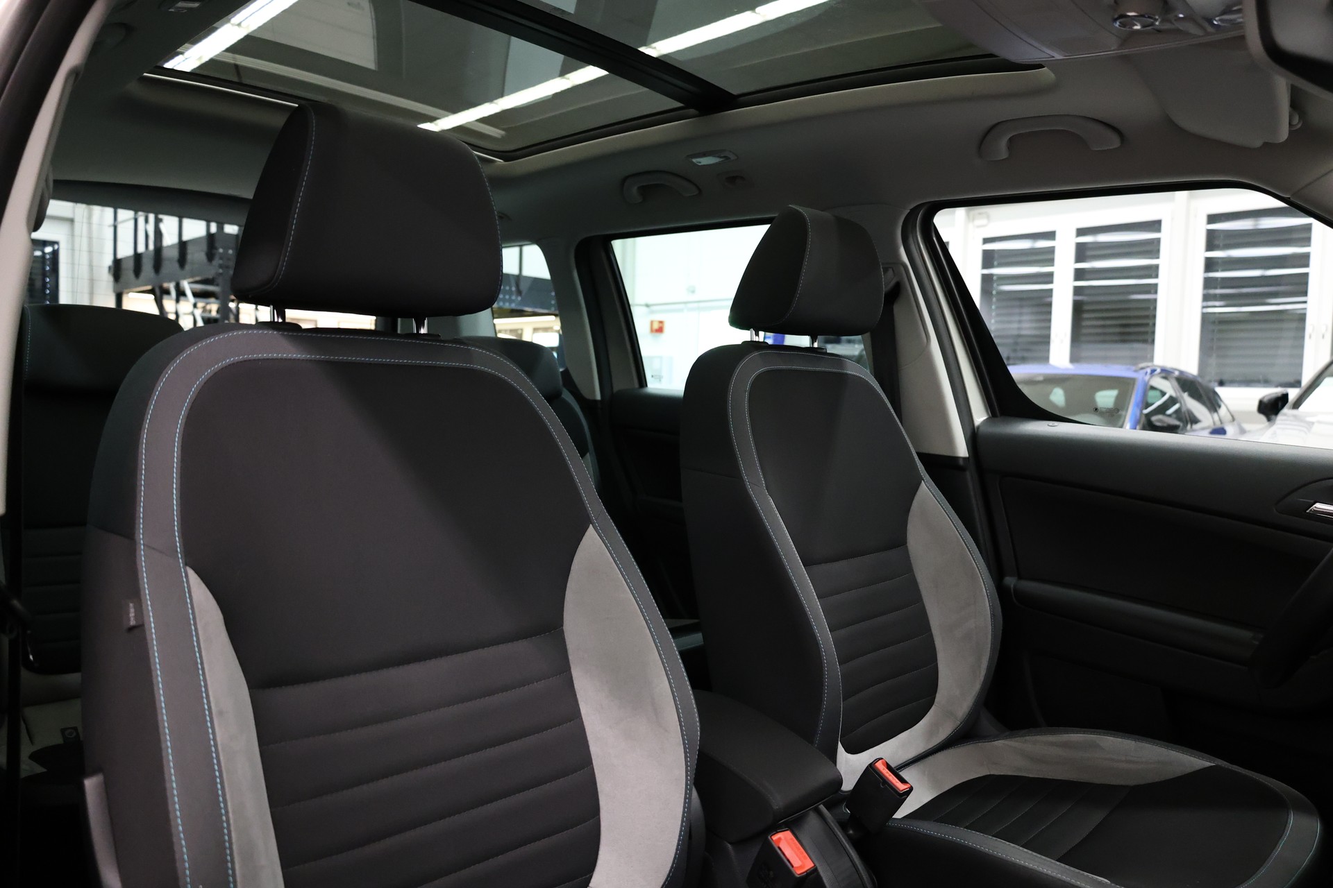 SKODA Yeti Outdoor 2.0 TDI 150 Ambition 4x4 DSG-image-17