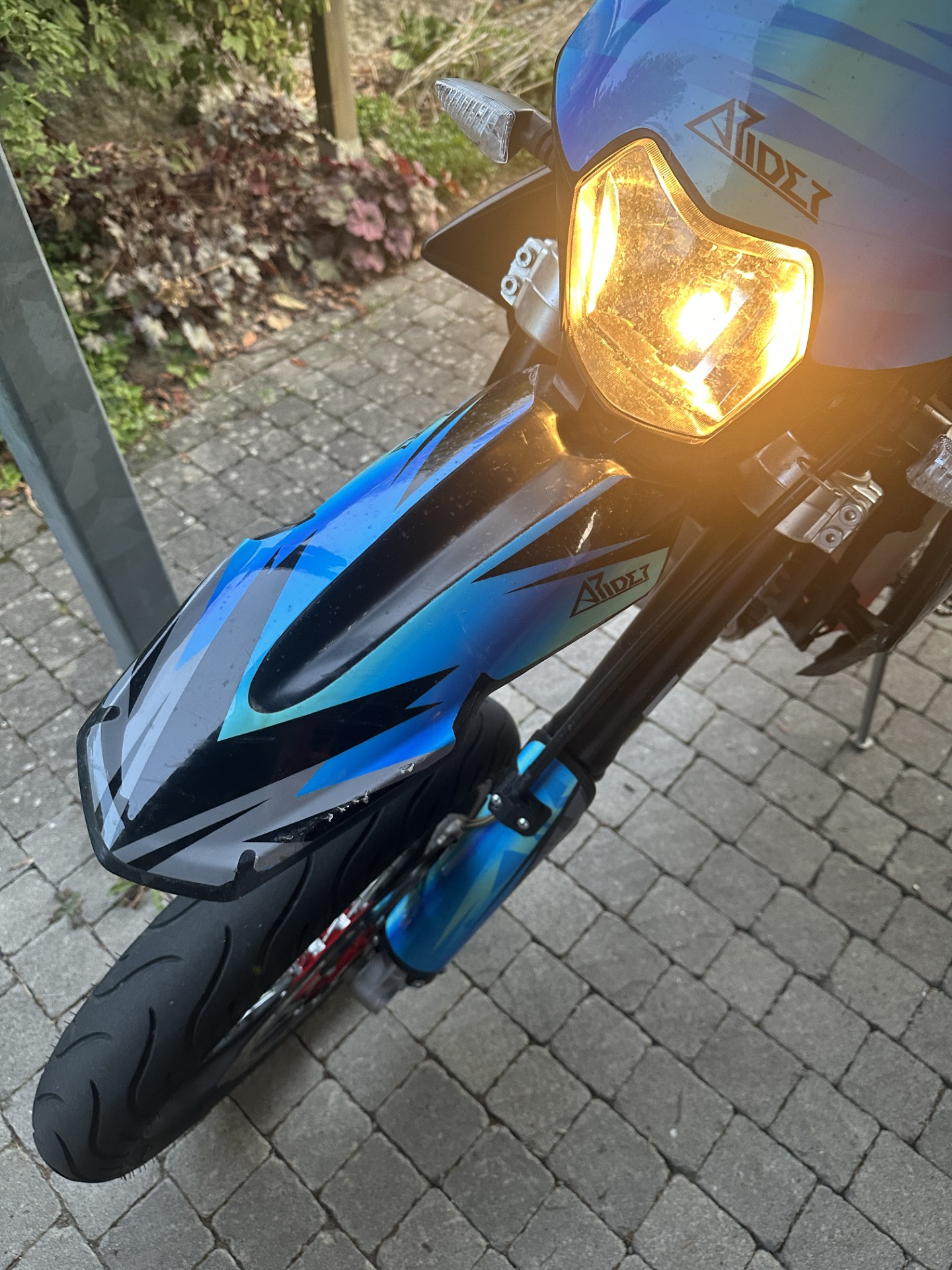 FANTIC Motard 125 Performance-image-8
