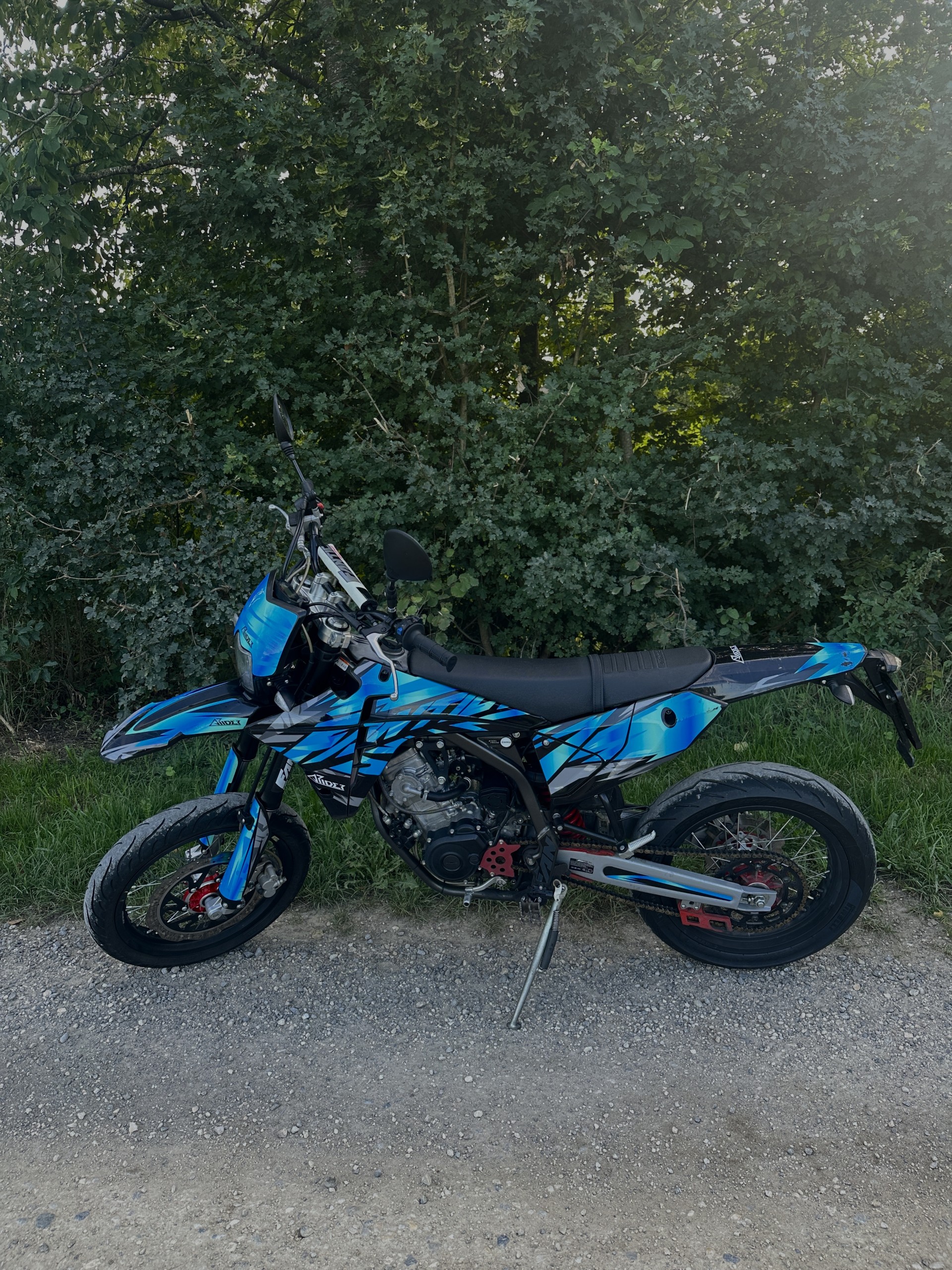 FANTIC Motard 125 Performance-image-0