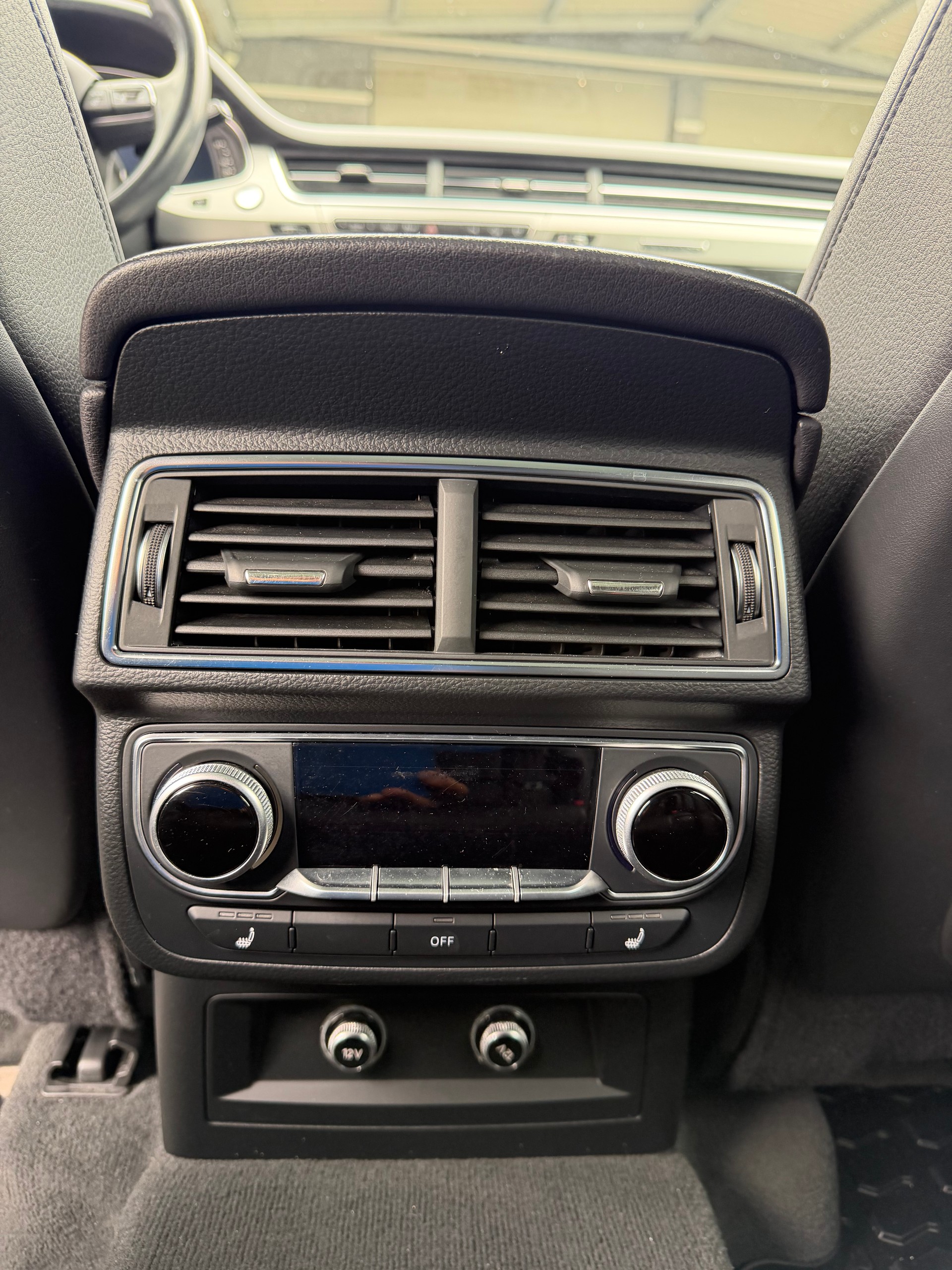 AUDI S-LINE !! Q7 3.0 TFSI " 2018" QUATTRO MIT 7 SITZPLÄTZE" TIPTRONIC 333 PS BENZIN. AB MFK. AB SERVICE. MIT AHK 3500 KG .-image-19