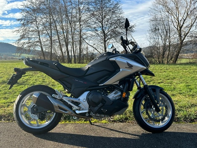 HONDA NC 750 X DTC ABS