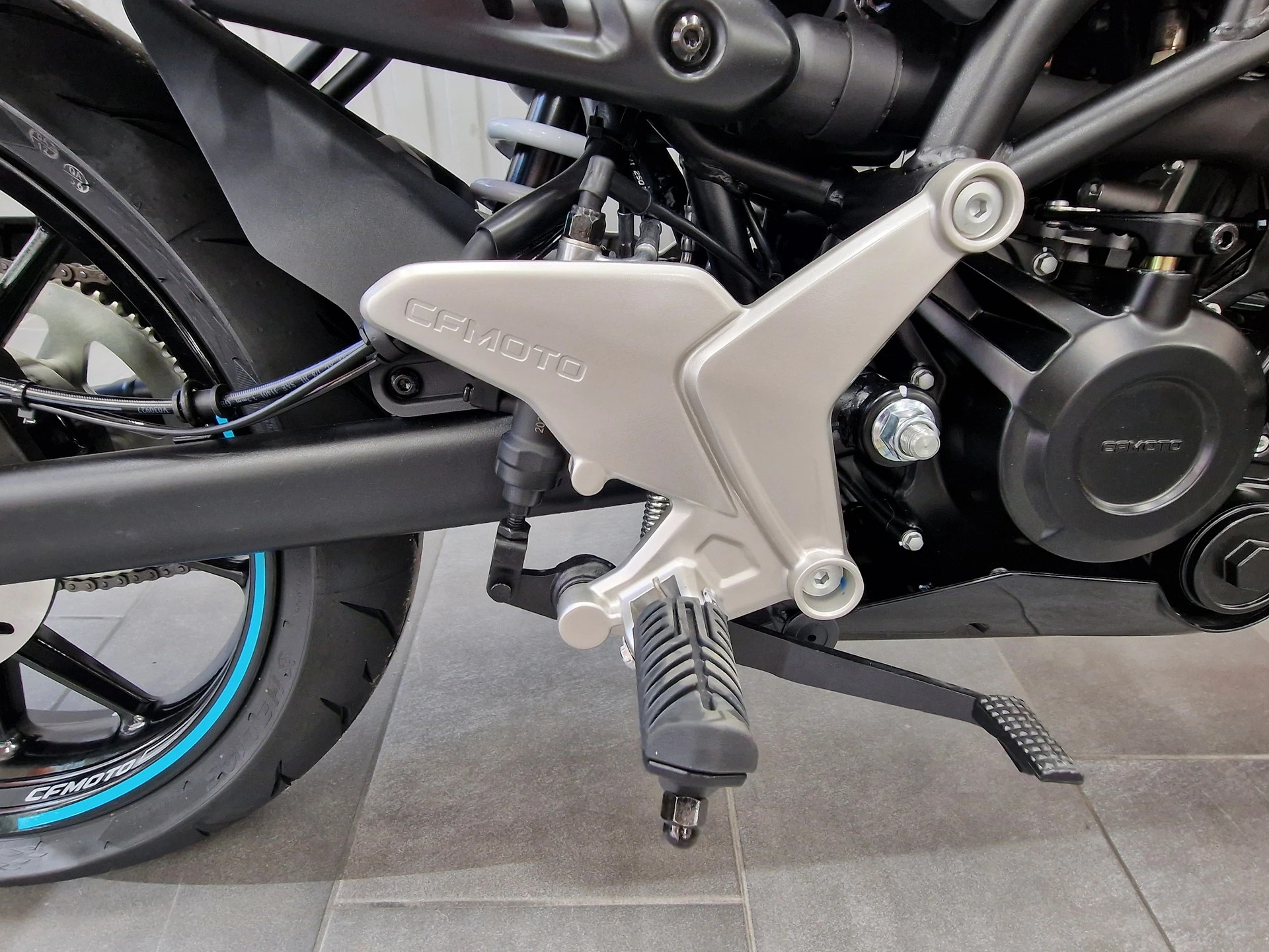 CF MOTO 125NK-image-4