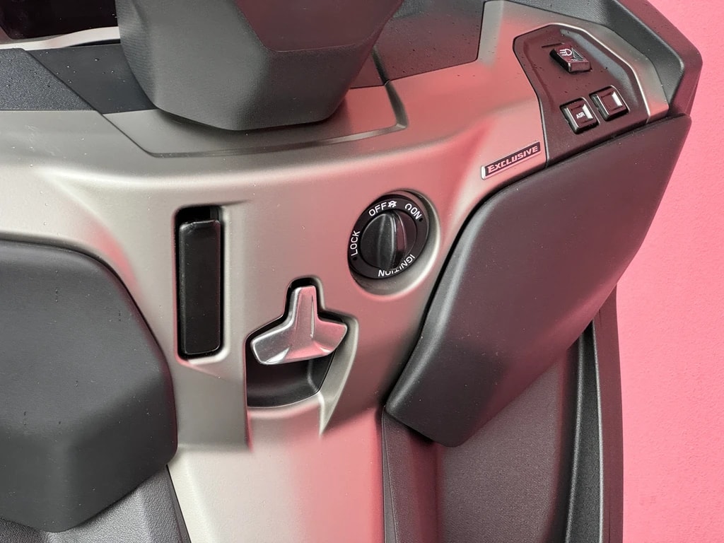 PIAGGIO MP3 530 Exclusive E5+-image-9