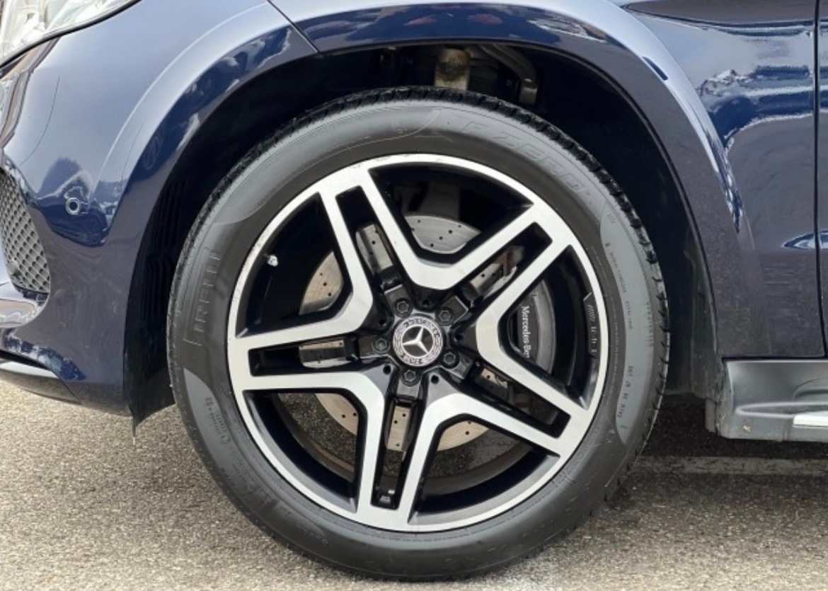 MERCEDES-BENZ GLS 350 d 4Matic 9G-TRONIC / Alle Services bei Mercedes-Benz durchgeführt.-image-14