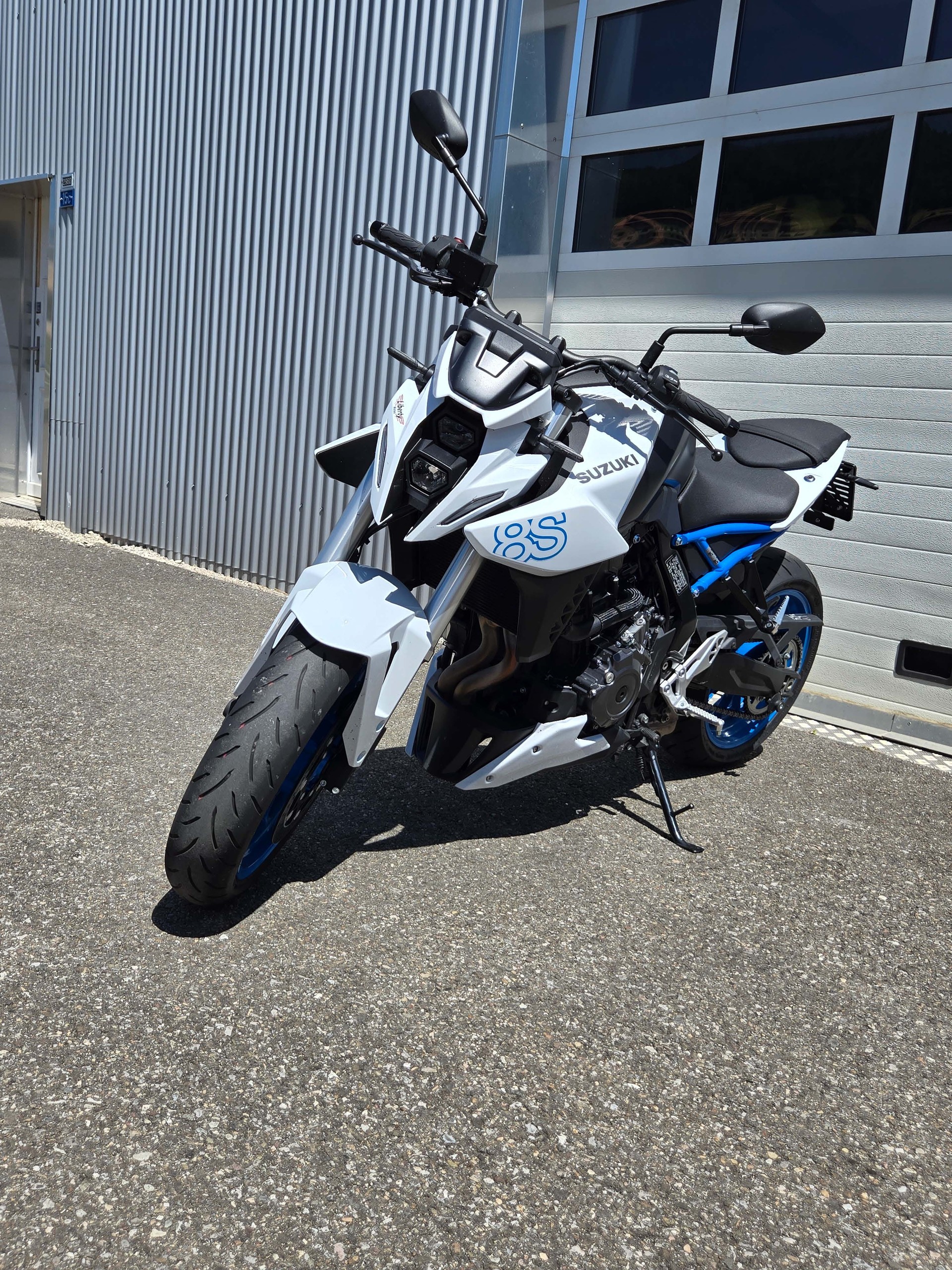 SUZUKI GSX 8 S EVO (35 KW)-image-1