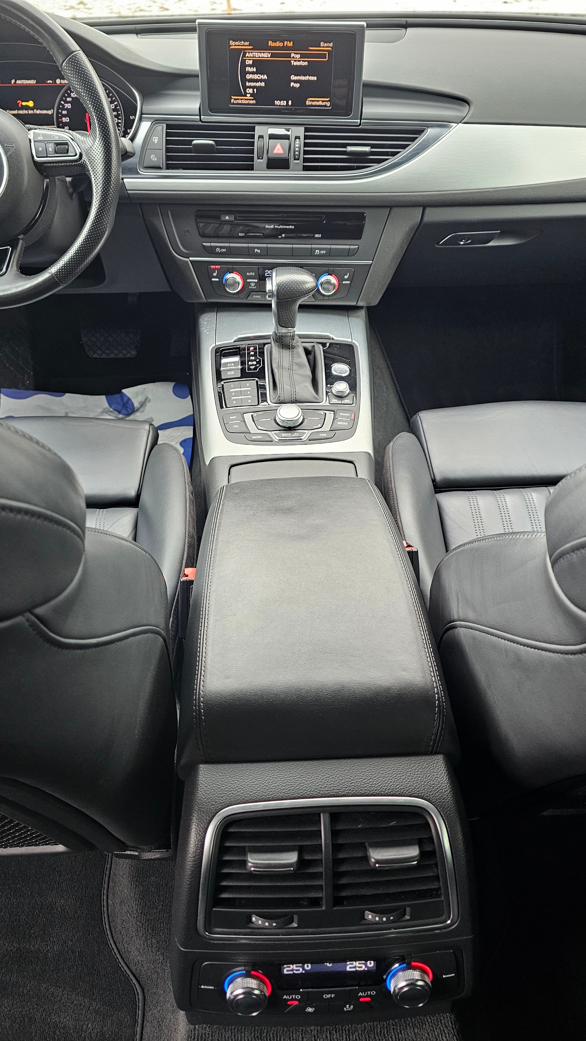 AUDI A6 Avant 2.0 TFSI S Line-image-11